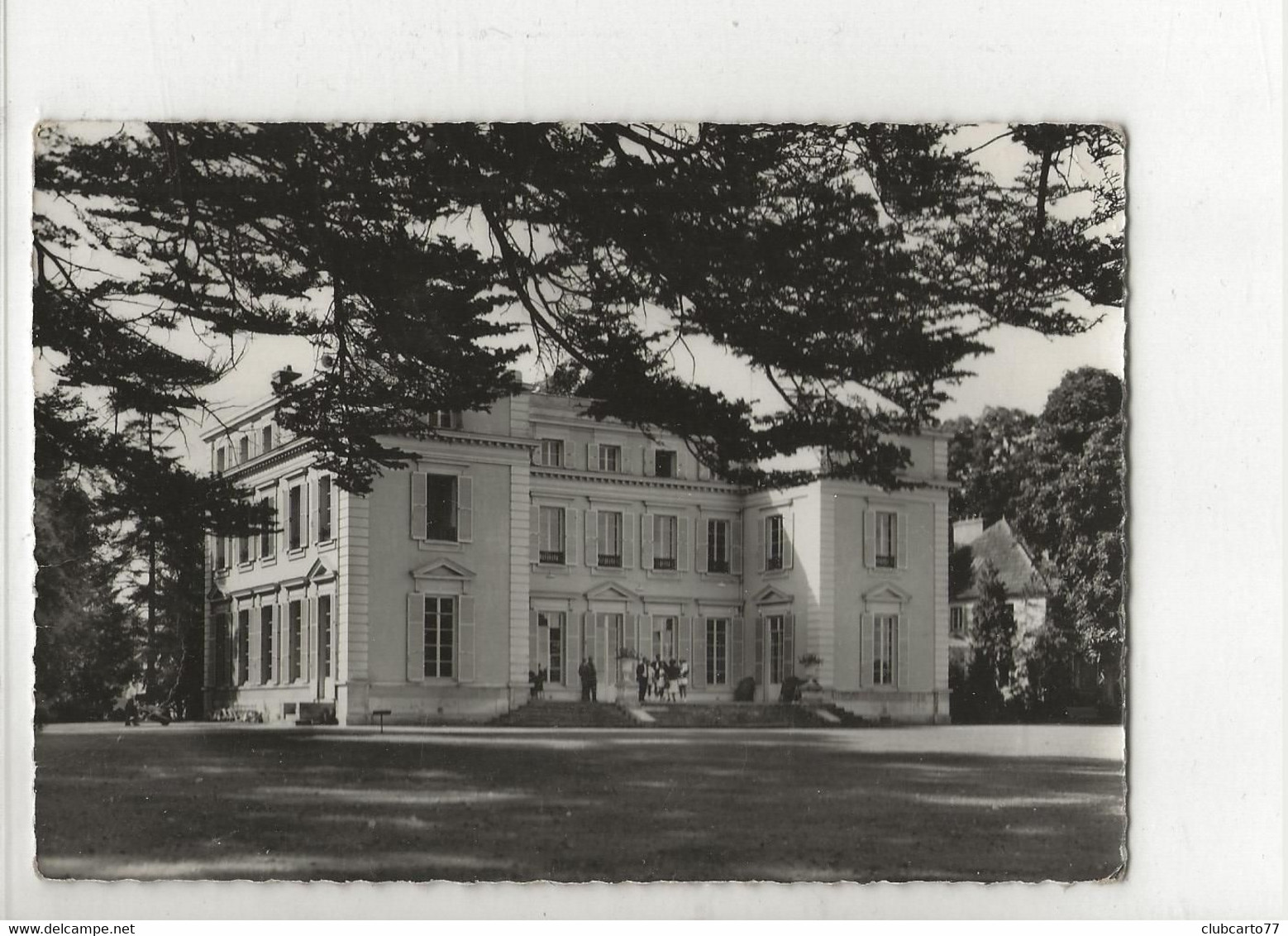Louveciennes (78) : Le Château Du Domaine Des Voisins En 1951 (animé) GF. - Louveciennes