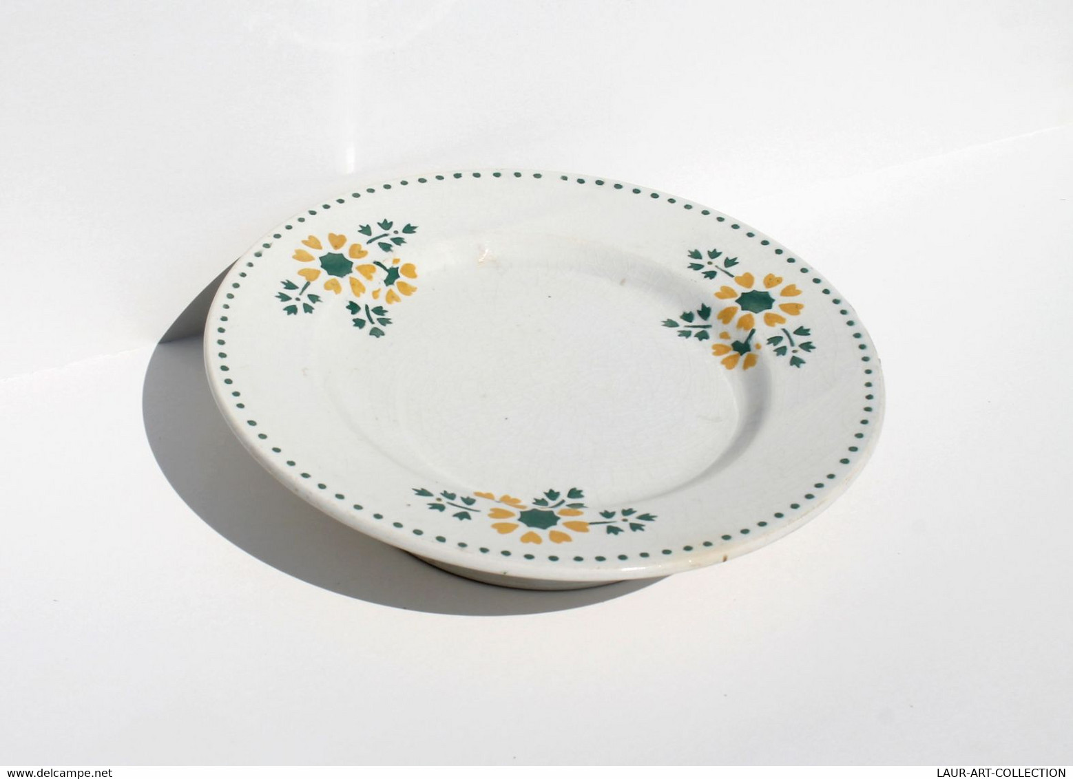 PORCELAINE GIEN 1878 - FRANCE N°3365 - ANCIEN PLAT ASSIETTE SUR PIEDOUCHE D:24cm   (0507.4) - Gien (FRA)