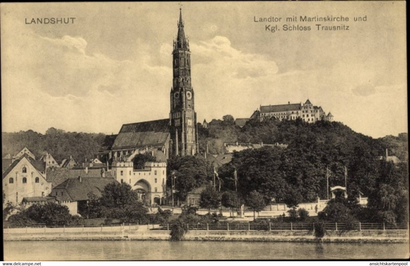 CPA Landshut In Niederbayern, Landtor Mit Martinskirche Und Königl. Schloss Trausnitz - Other & Unclassified