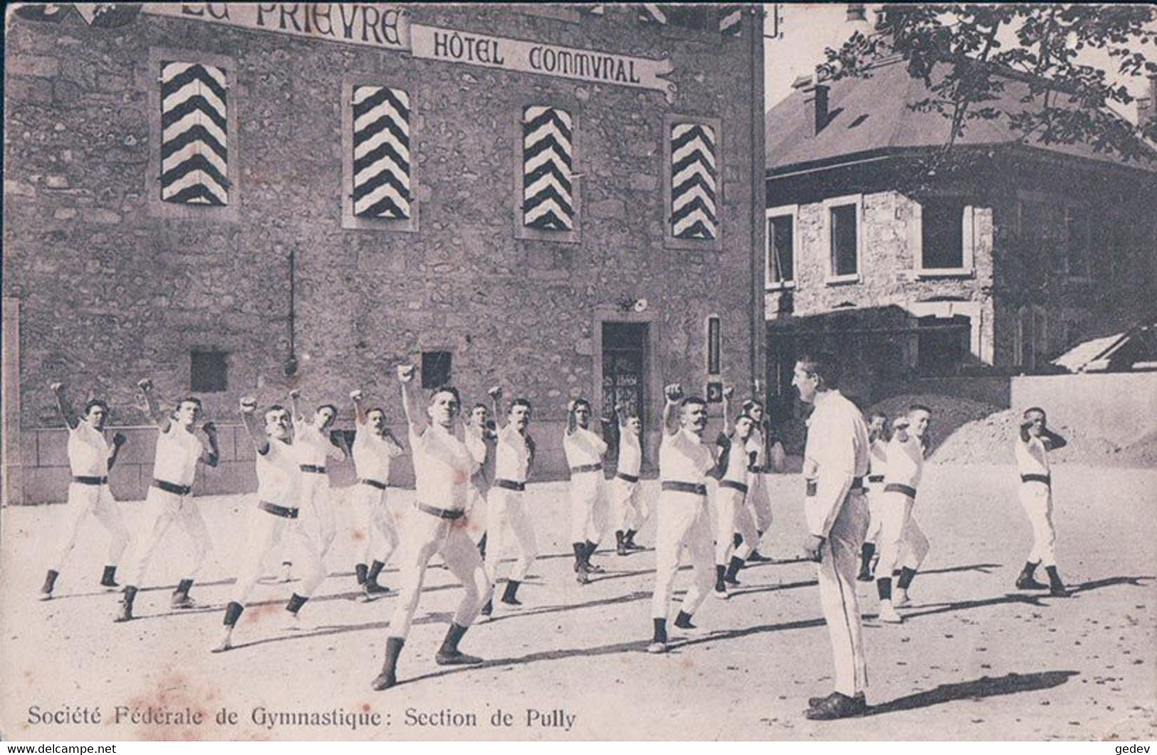 Pully VD, Société Fédérale De Gymnastique, Section De Pully Devant Le Prieuré, Hôtel De Commune (4.7.1910) Tache - Pully