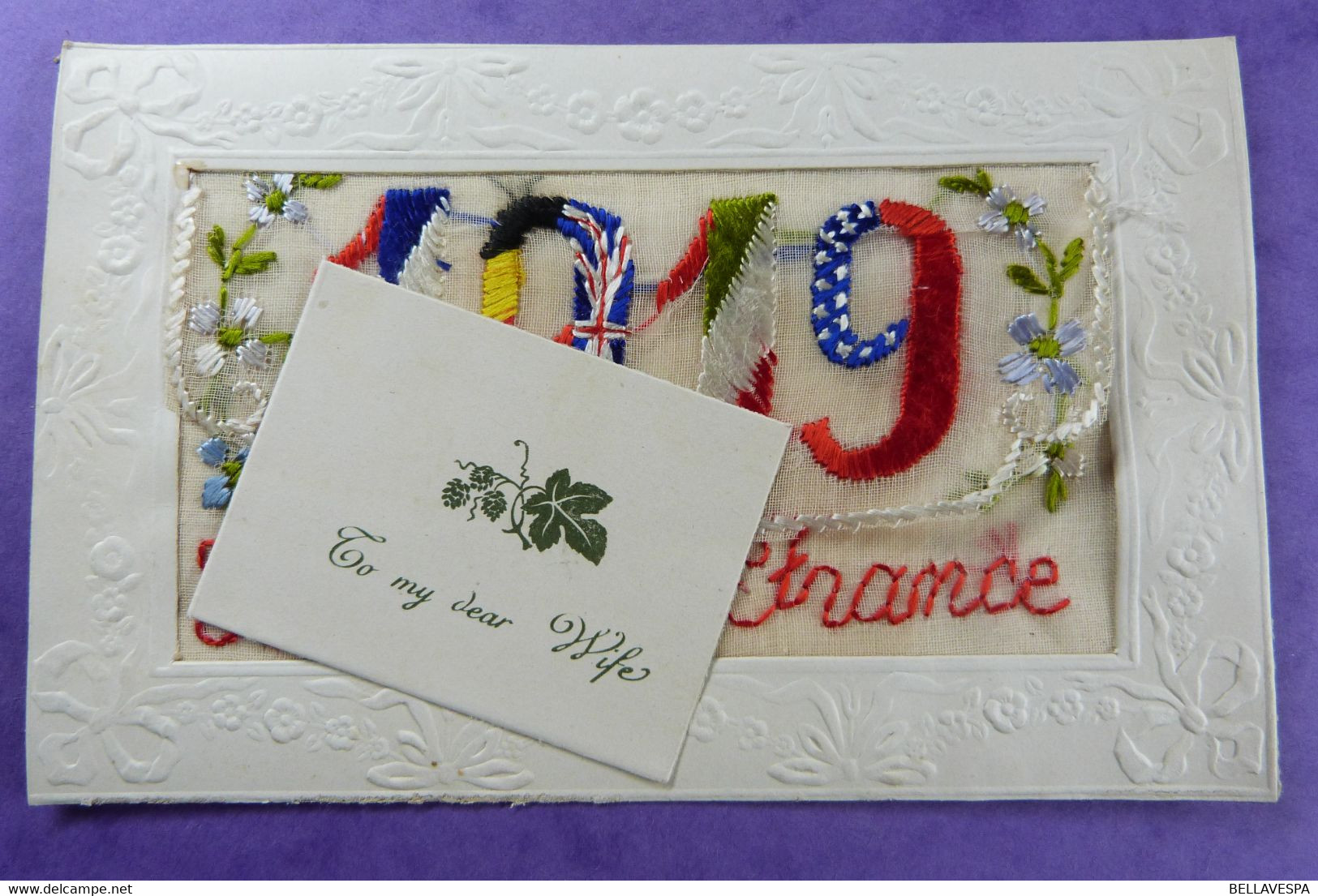 Carte Brodée 1919 Souvenir  France Honour our Allies 1914-1918 Drapeau Allied Troups Dentelle Lace