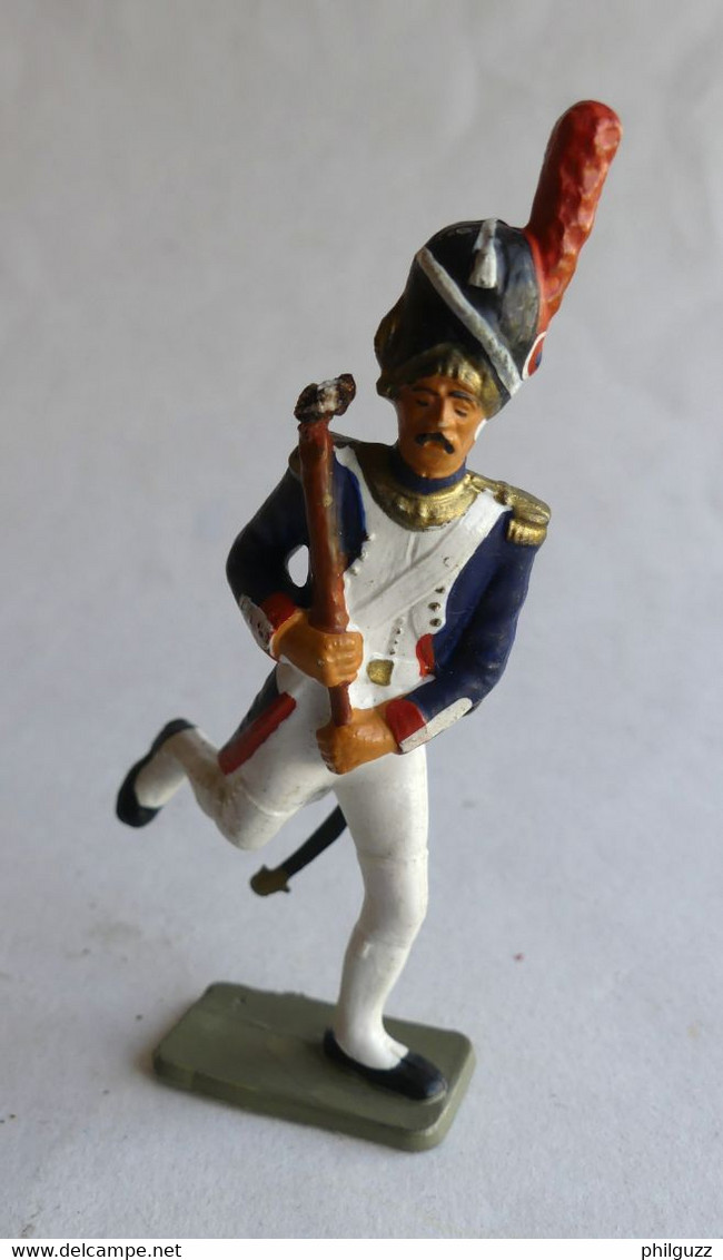 FIGURINE STARLUX EMPIRE GRENADIER PORTE DRAPEAU 8018 1964 Plastique 1/32 (2) - Starlux