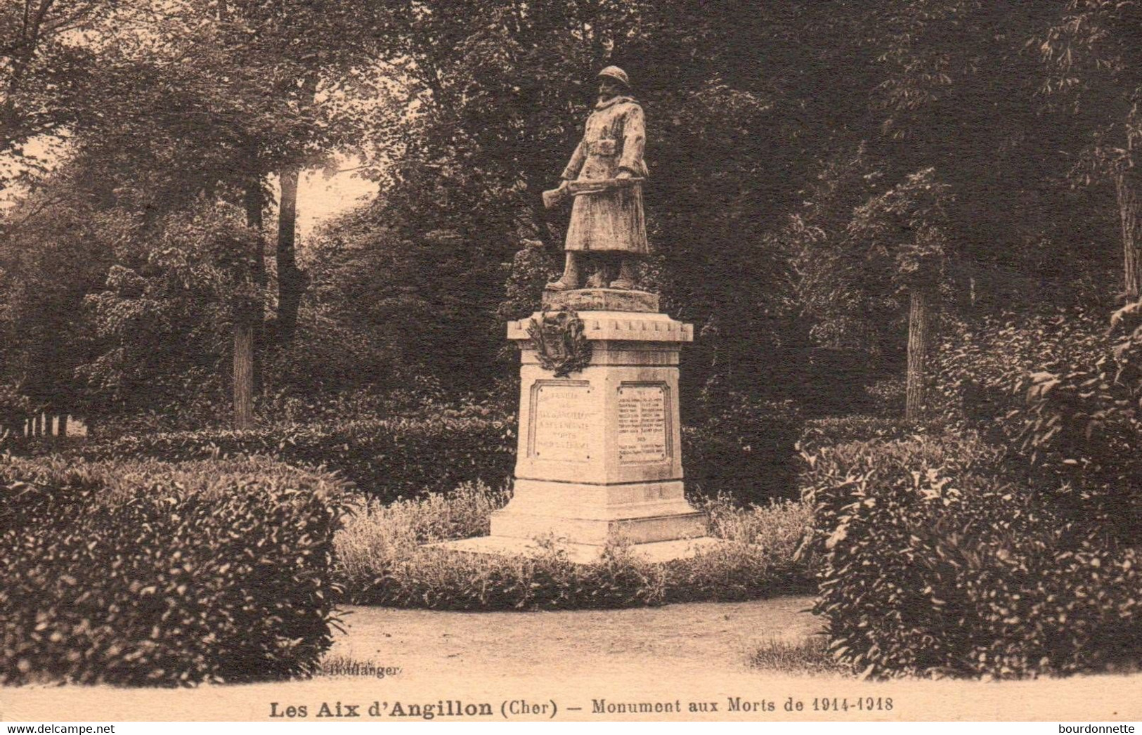 18 - LES AIX D'ANGILLON - LE MONUMENT AUX MORTS - Les Aix-d'Angillon