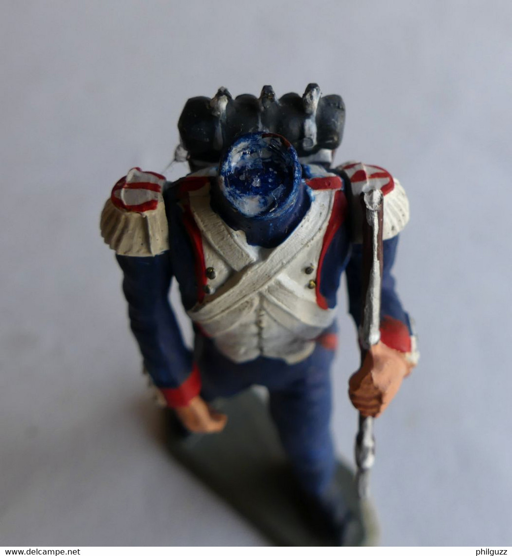 FIGURINE STARLUX EMPIRE 183 - FUSILIER TENUE DE ROUTE - 1974 Plastique 1-32è Incomplet Pour Pièce Ou Compléter - Starlux