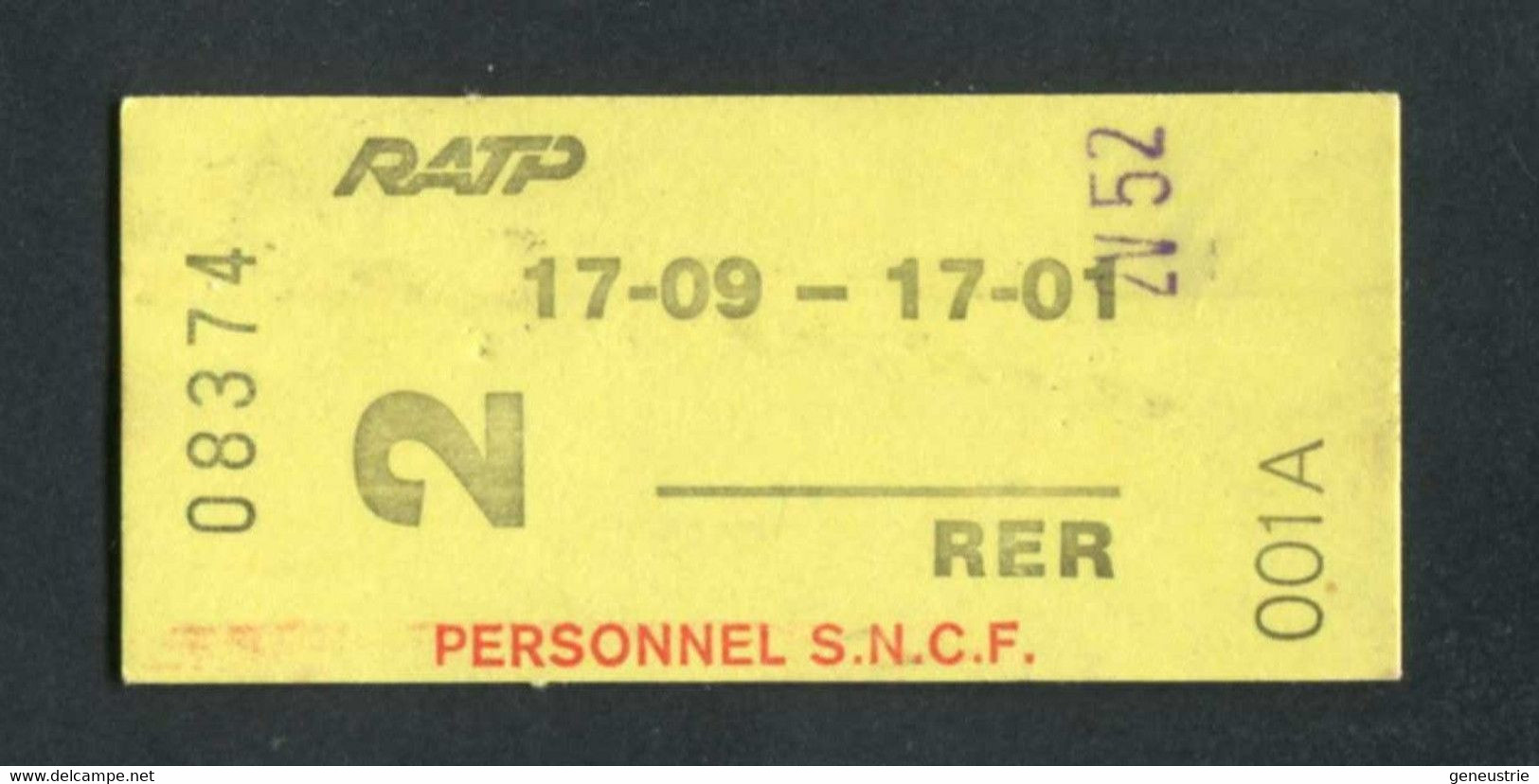 Ticket De Métro/RER RATP Pour Le Personnel SNCF (2ème Classe St Germain-en-Laye Et Paris-Charles De Gaulle" - Europe