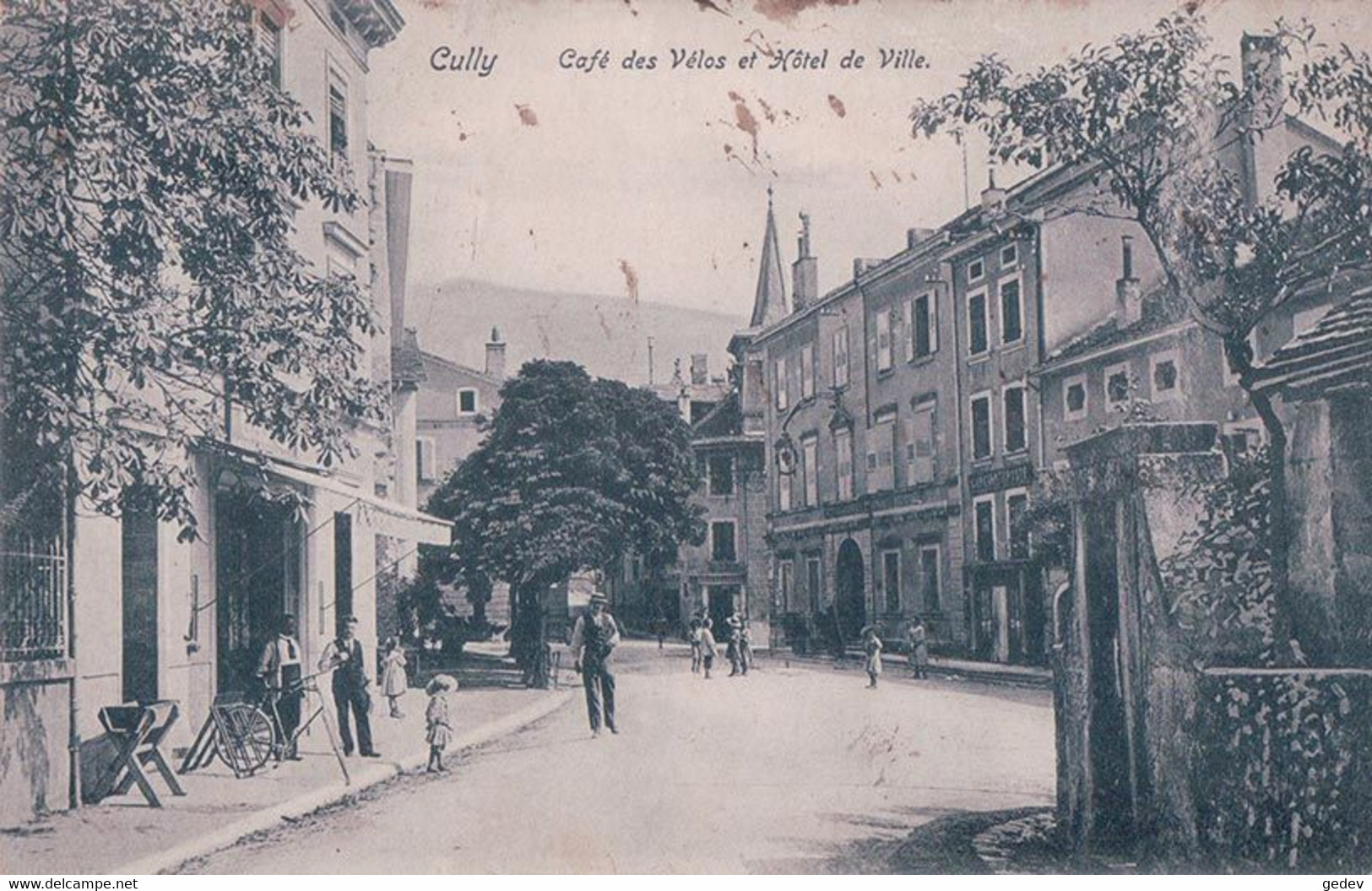 Cully VD, Café Des Vélos Et Hôtel De Ville (9.4.1908) Tachée - Cully
