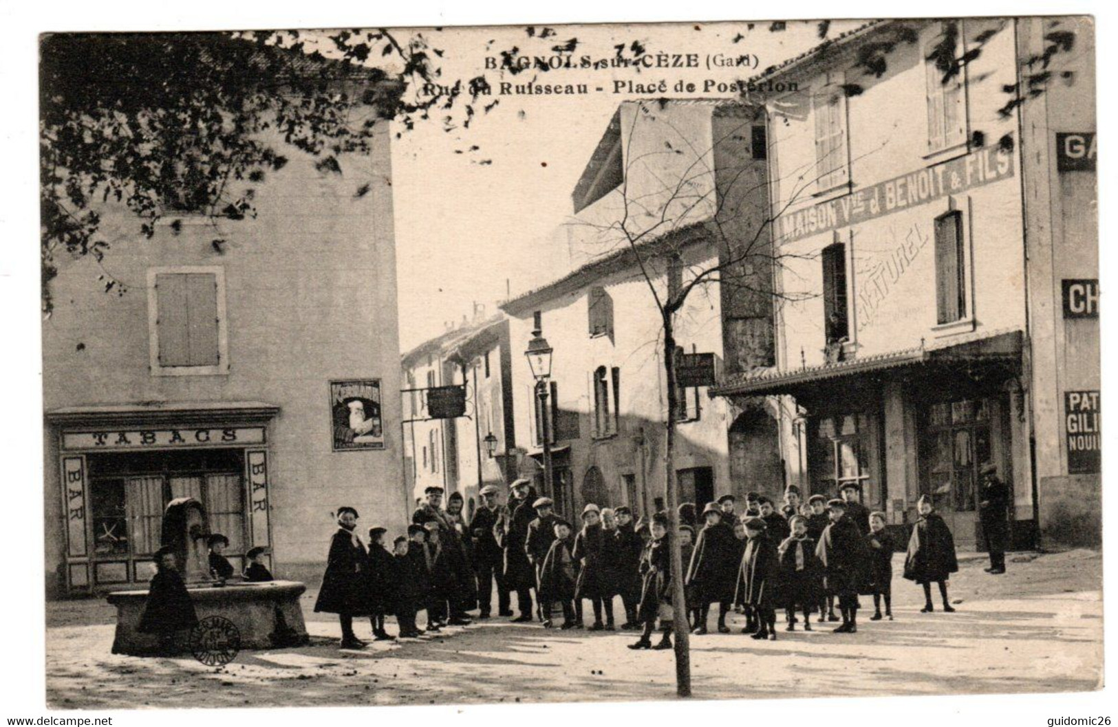 Bagnols Sur Ceze Rue Du Ruisseau Place - Bagnols-sur-Cèze