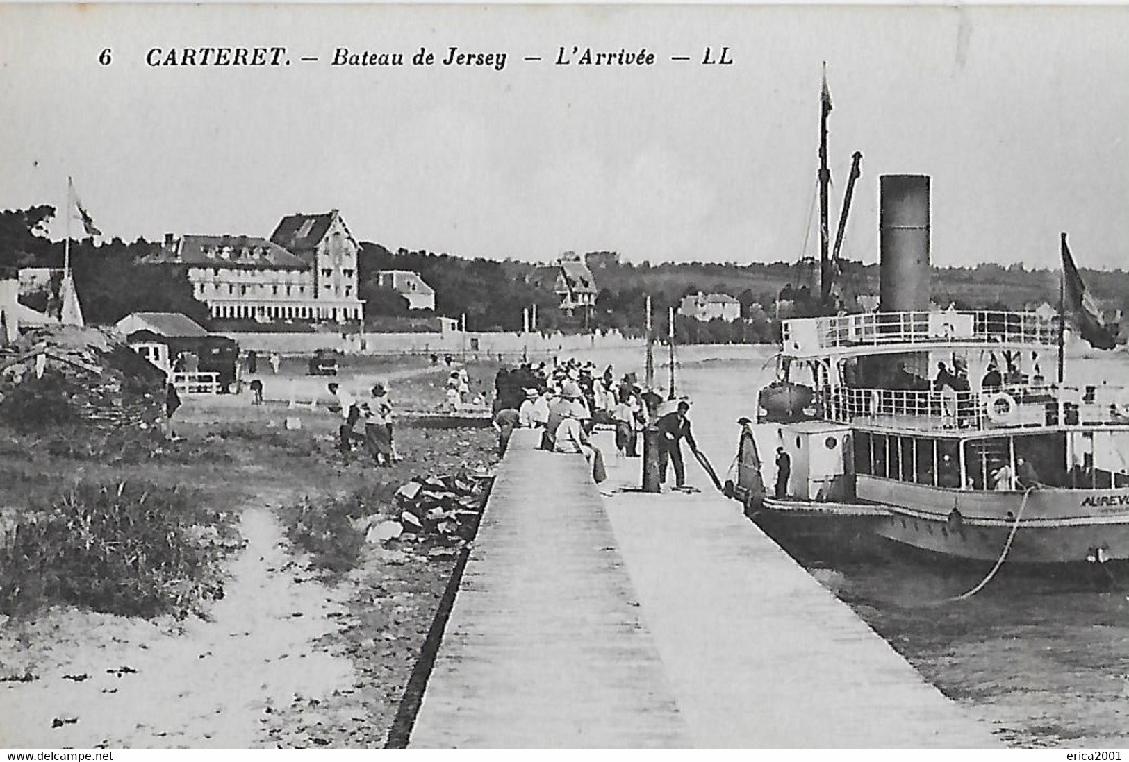 Carteret. Le Bateau De Jersey "aurevoir" à L'arrivée Sur Le Quai De Carteret. - Carteret