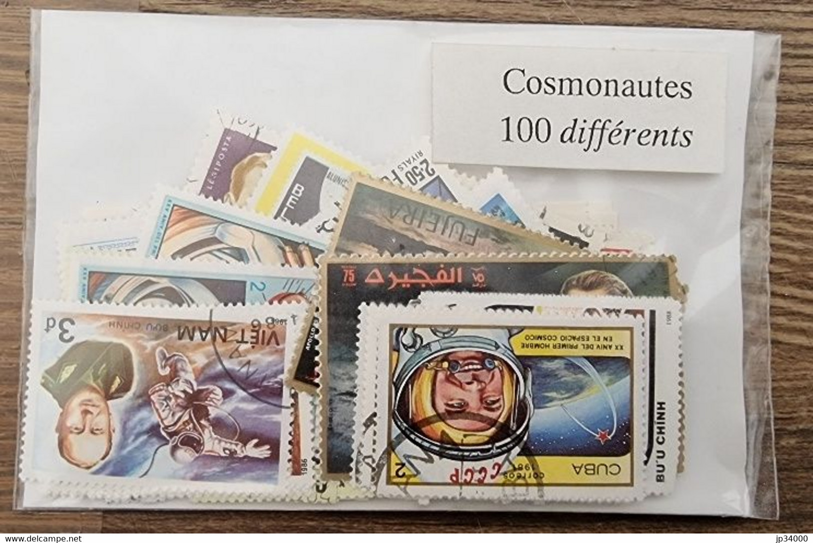 COSMONAUTES Lot De 100 Timbres Tous Différents Neufs Et Oblitérés. Satisfaction Assurée - Verzamelingen