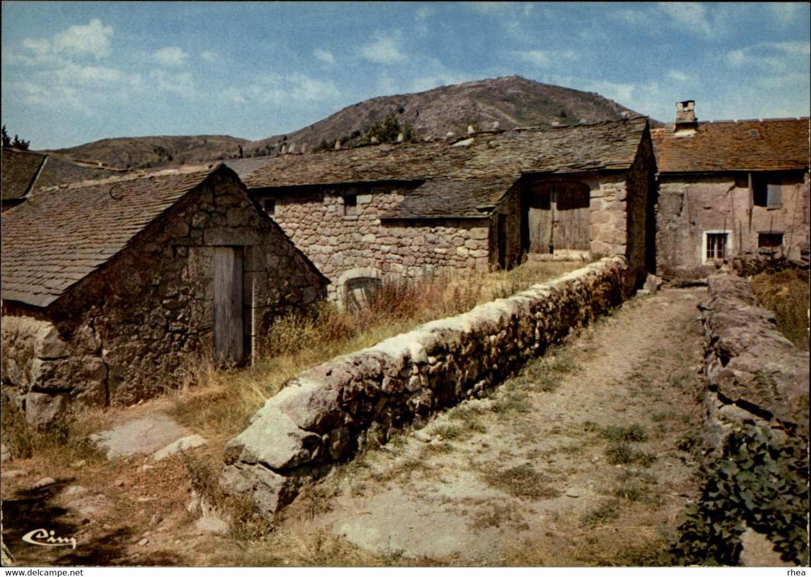 48 - LE PONT-DE-MONTVERT - Vieille Horloge - Cloche - Maison Du Chambon - Le Pont De Montvert