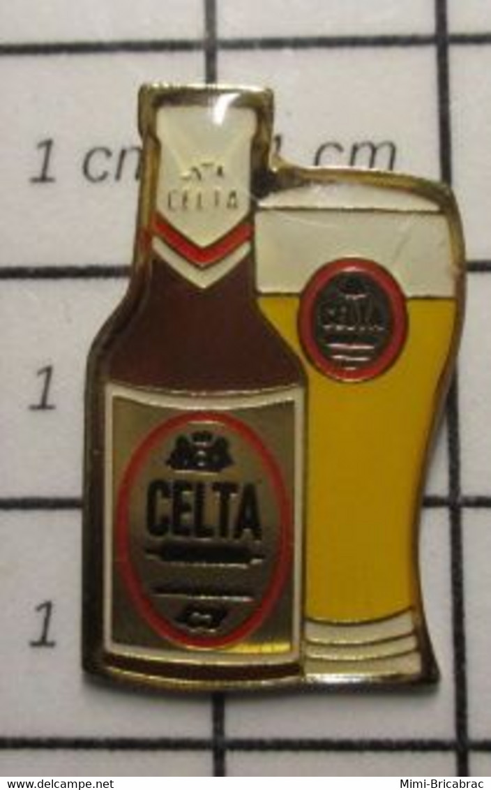 813c Pin's Pins / Beau Et Rare / THEME : BIERES / BOUTEILLE DE BIERE ET VERRE CELTA - Bière