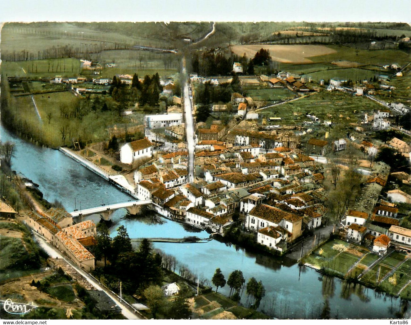 Roquecourbe * Vue Générale Aérienne Et Les Bords De L'agout - Roquecourbe