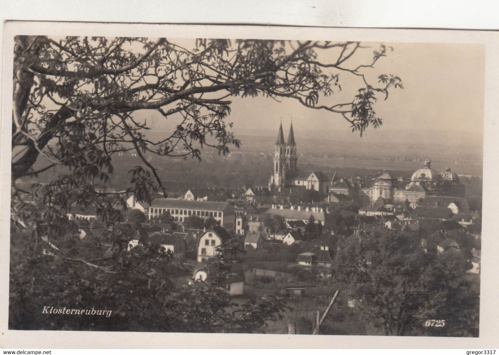 B742) KLOSTERNEUBURG - Blick Auf Häuser U. Kirche ALT ! - Klosterneuburg