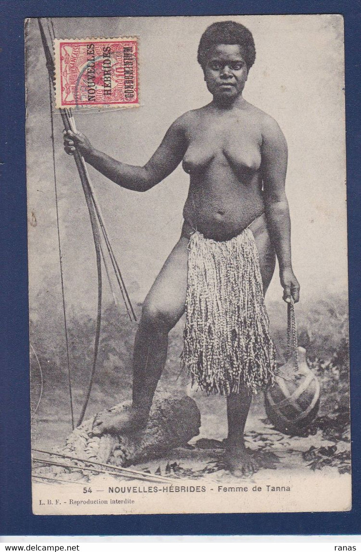 CPA Nouvelles Hébrides Vanuatu Nu Féminin Ethnic Femme Nue Woman Nude Circulé Timbre Surchargé - Vanuatu