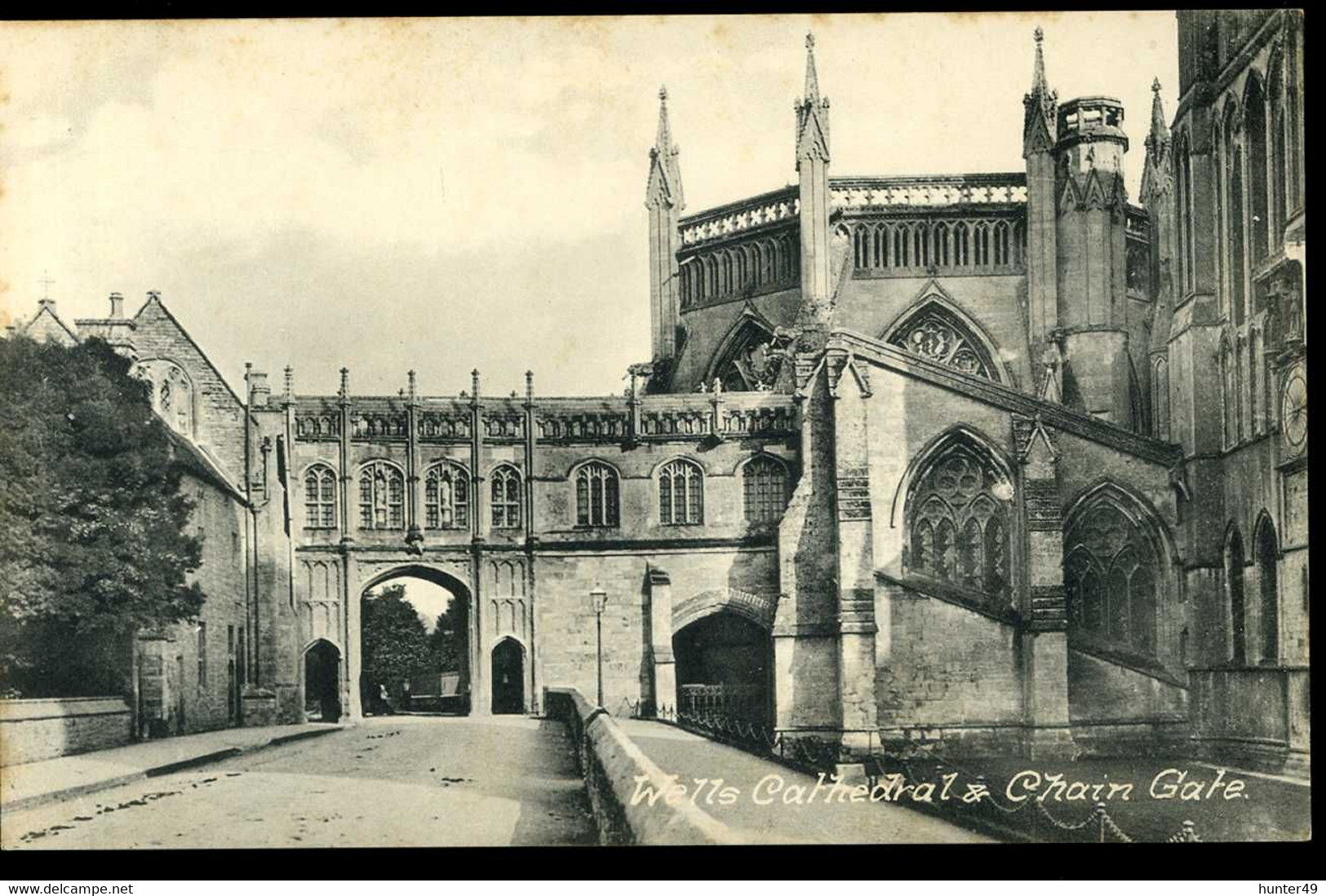 Wells Cathedral Chain Gate Dawkes & Partridge - Wells