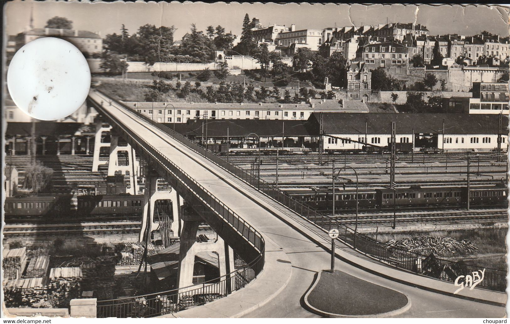 86 - Très Belle Carte Postale Semi Moderne De POITIERS    La Passerelle De La Gare - Poitiers