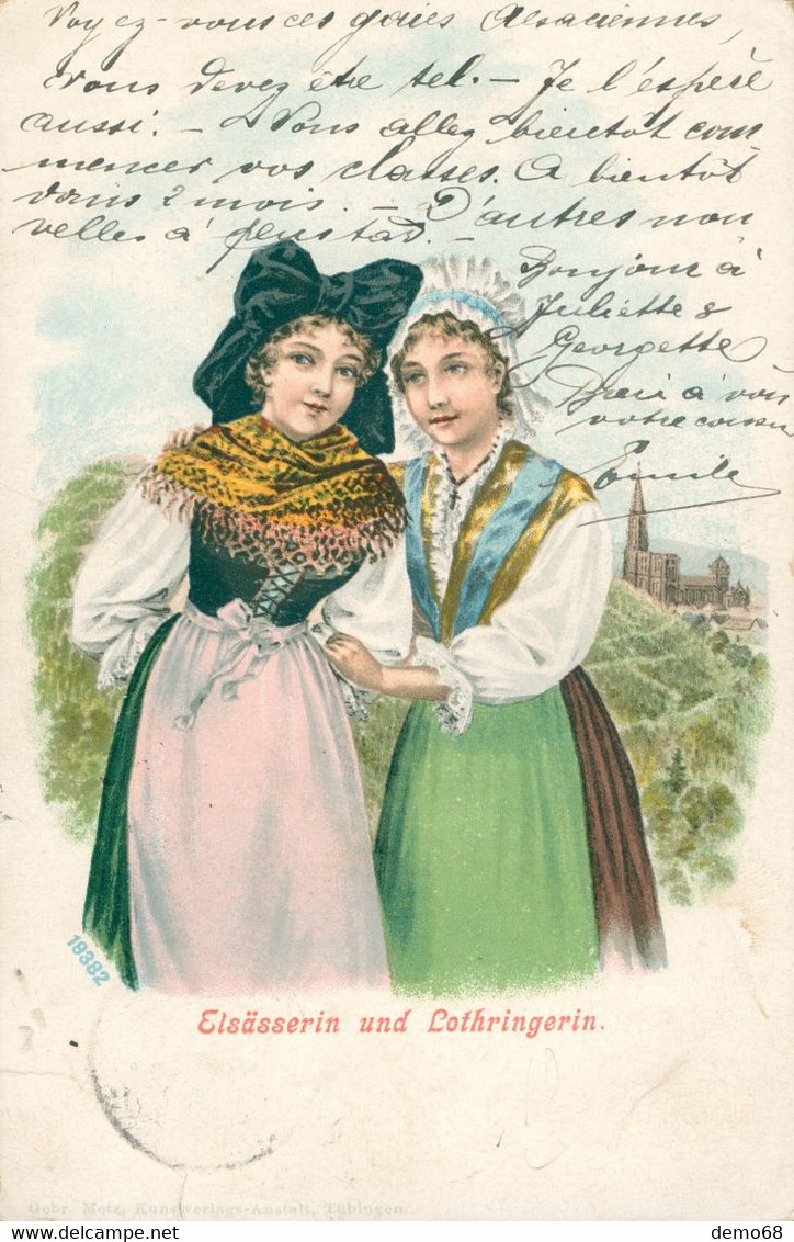 Fantaisie Folklore Costume Alsace Alsacienne Elsässerin Et Lorraine Lothringerin Nœud Bonnet Cathédrale Belle Litho 1899 - Personnages