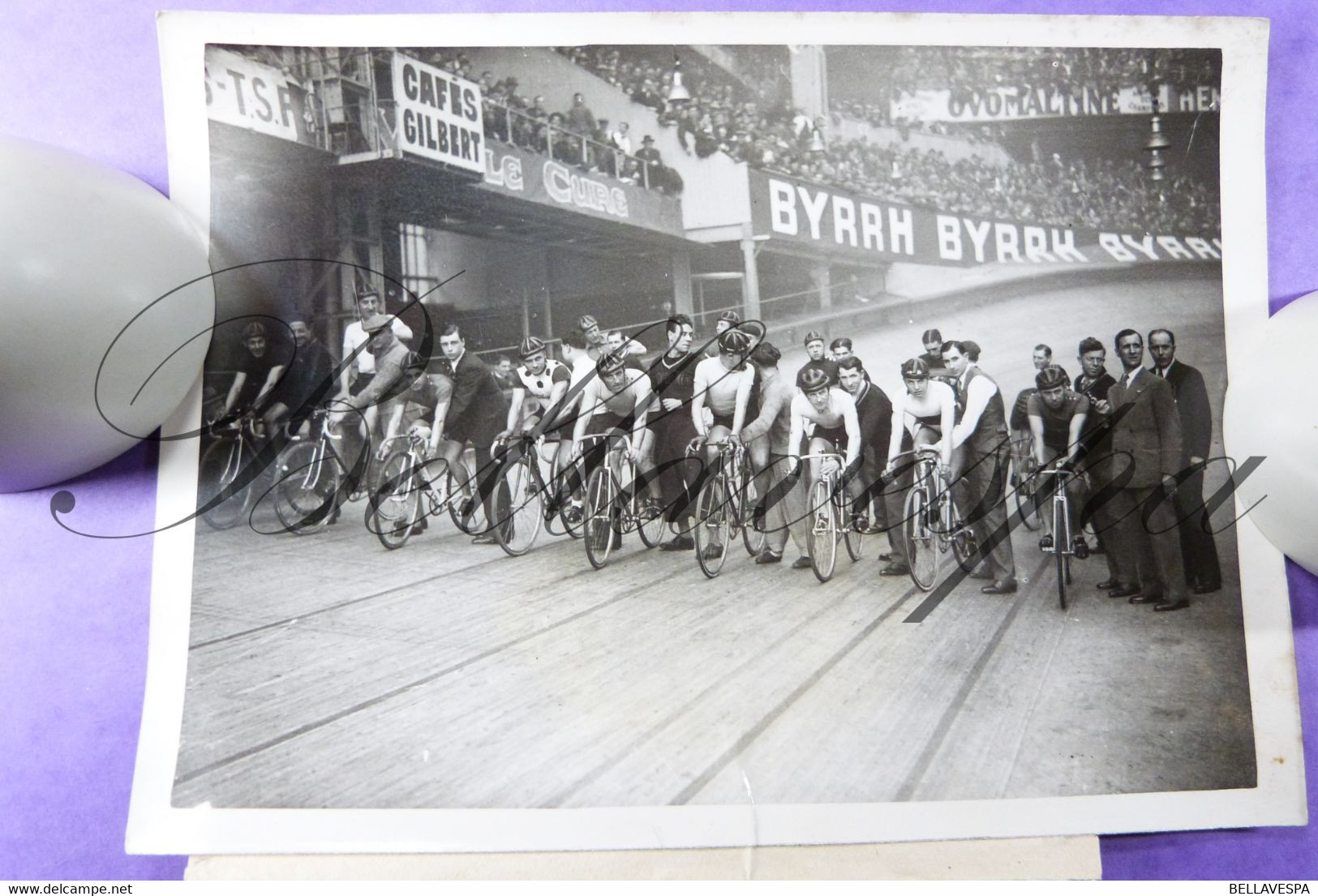 Cyclisme -Vel' D'Hiv. Prix Egg-Berthet 15 Equipes Sur 3 H. Le Départ  25/02/194 France Presse Pistard - Radsport