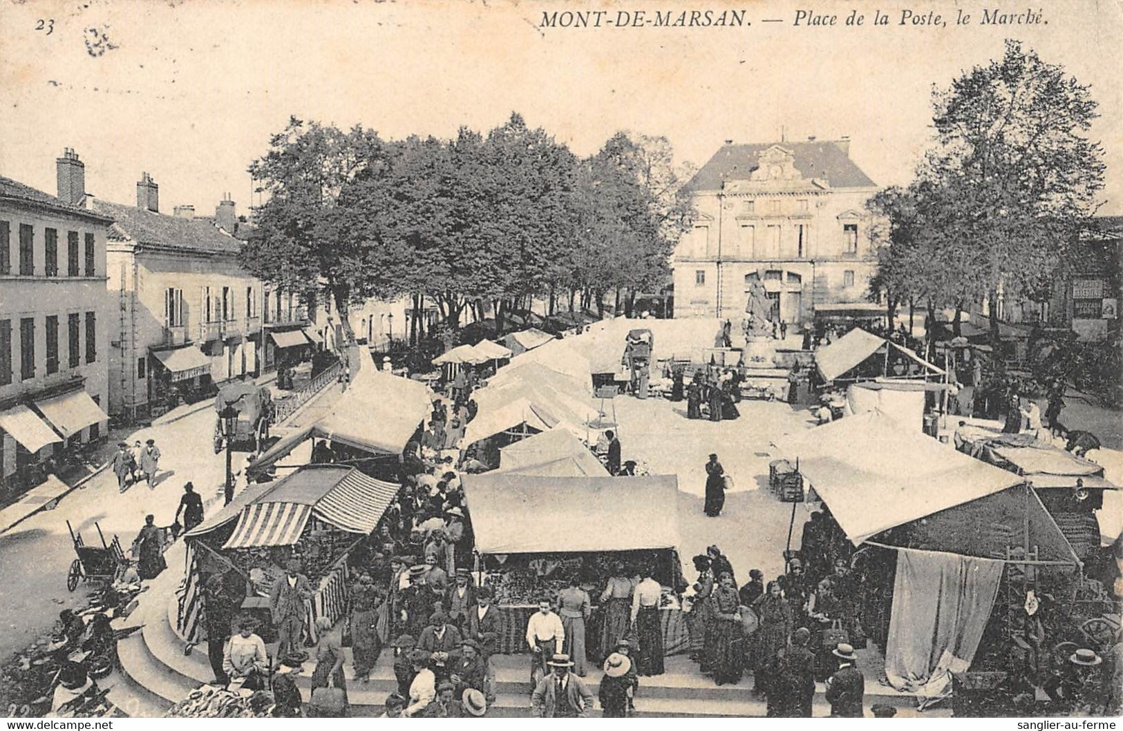 CPA 40 MONT DE MARSAN PLACE DE LA POSTE MARCHE - Autres & Non Classés