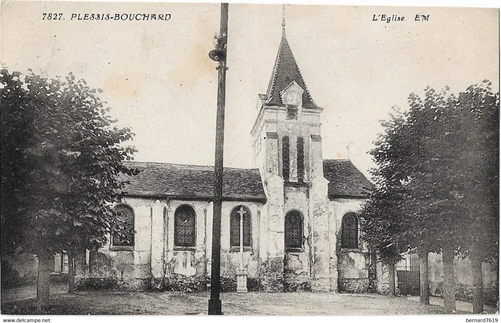 95    Le Plessis Bouchard -    L'eglise - Le Plessis Bouchard