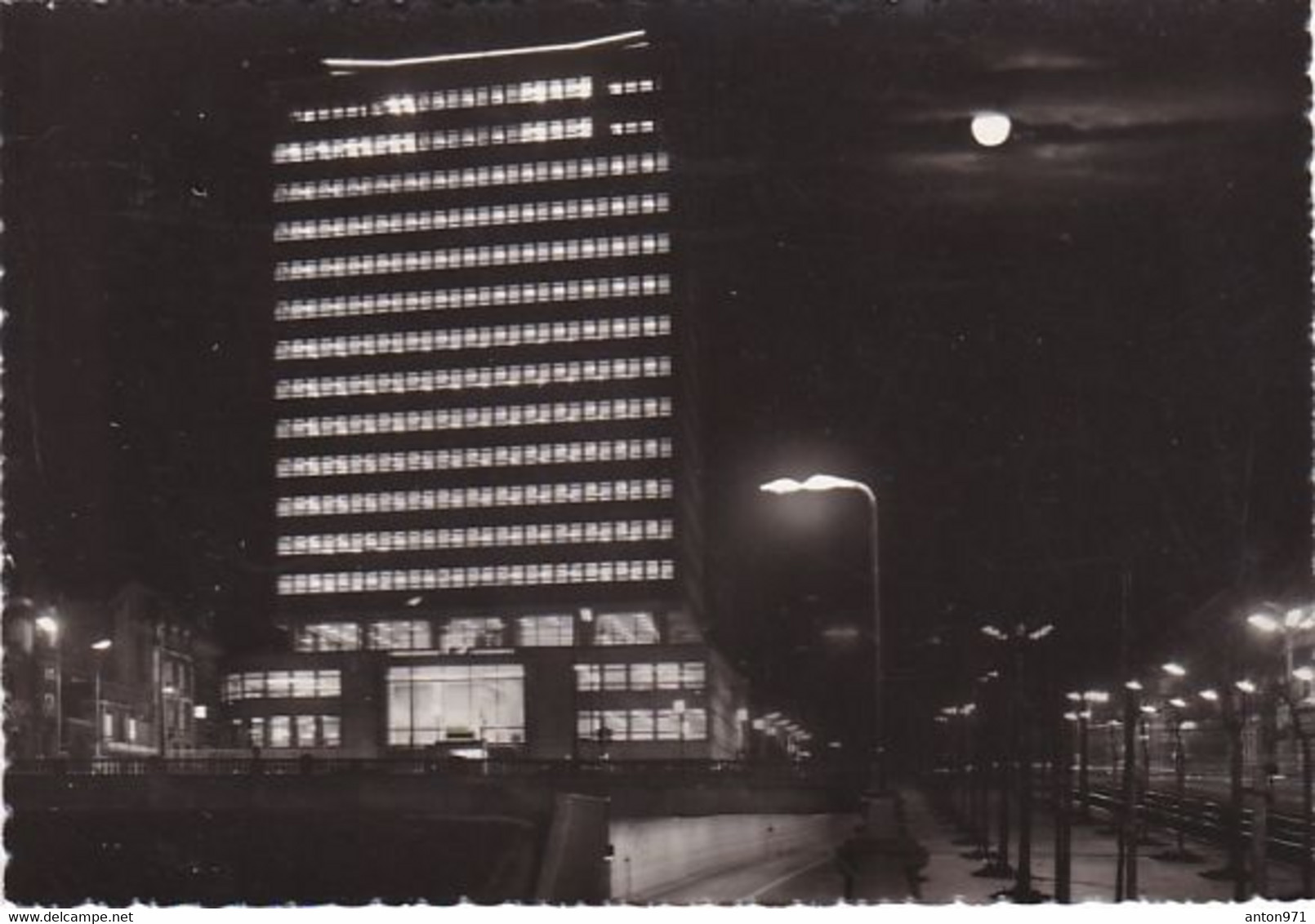 BELGIQUE  --  BRUXELLES  (P.S  Building) - Bruselas La Noche