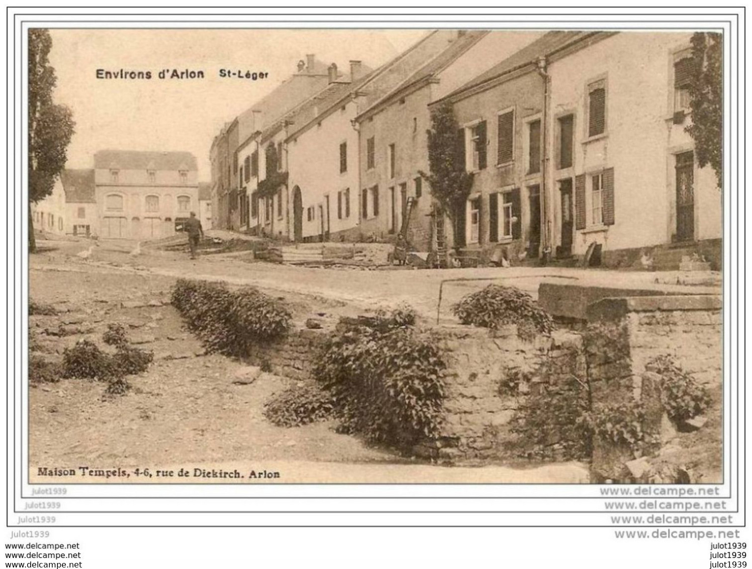 SAINT - LEGER ..--  Une Rue Du Village . - Saint-Léger