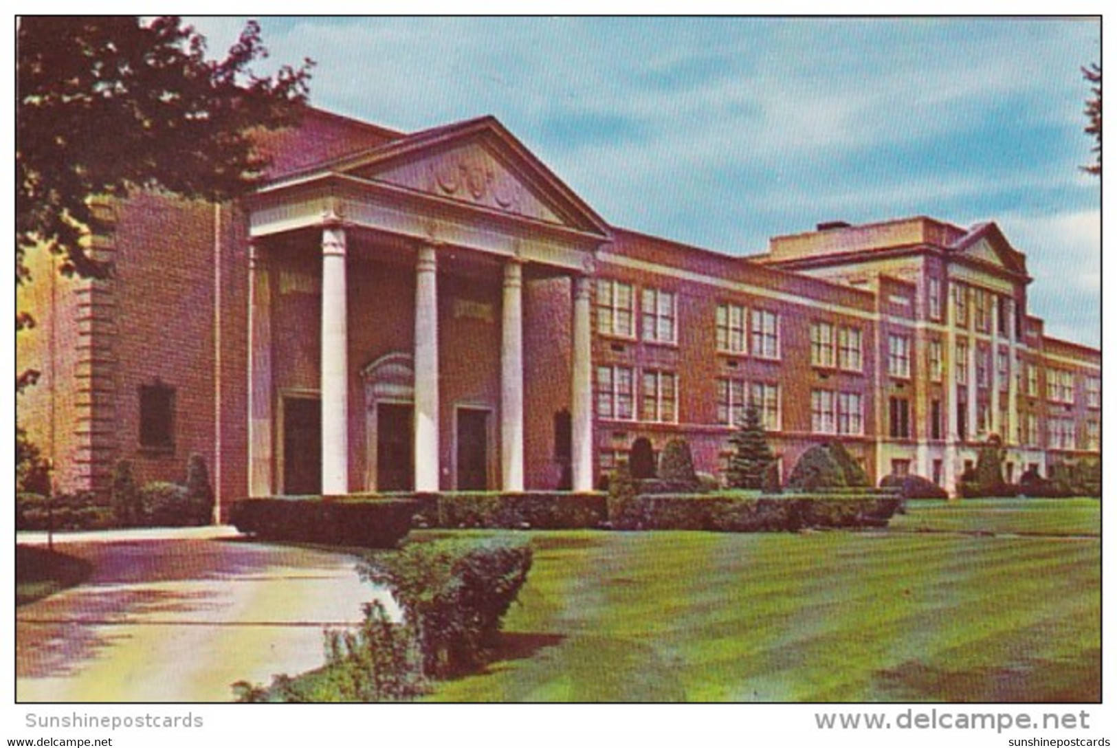 New Hampshire Nashua Senior High School - Nashua