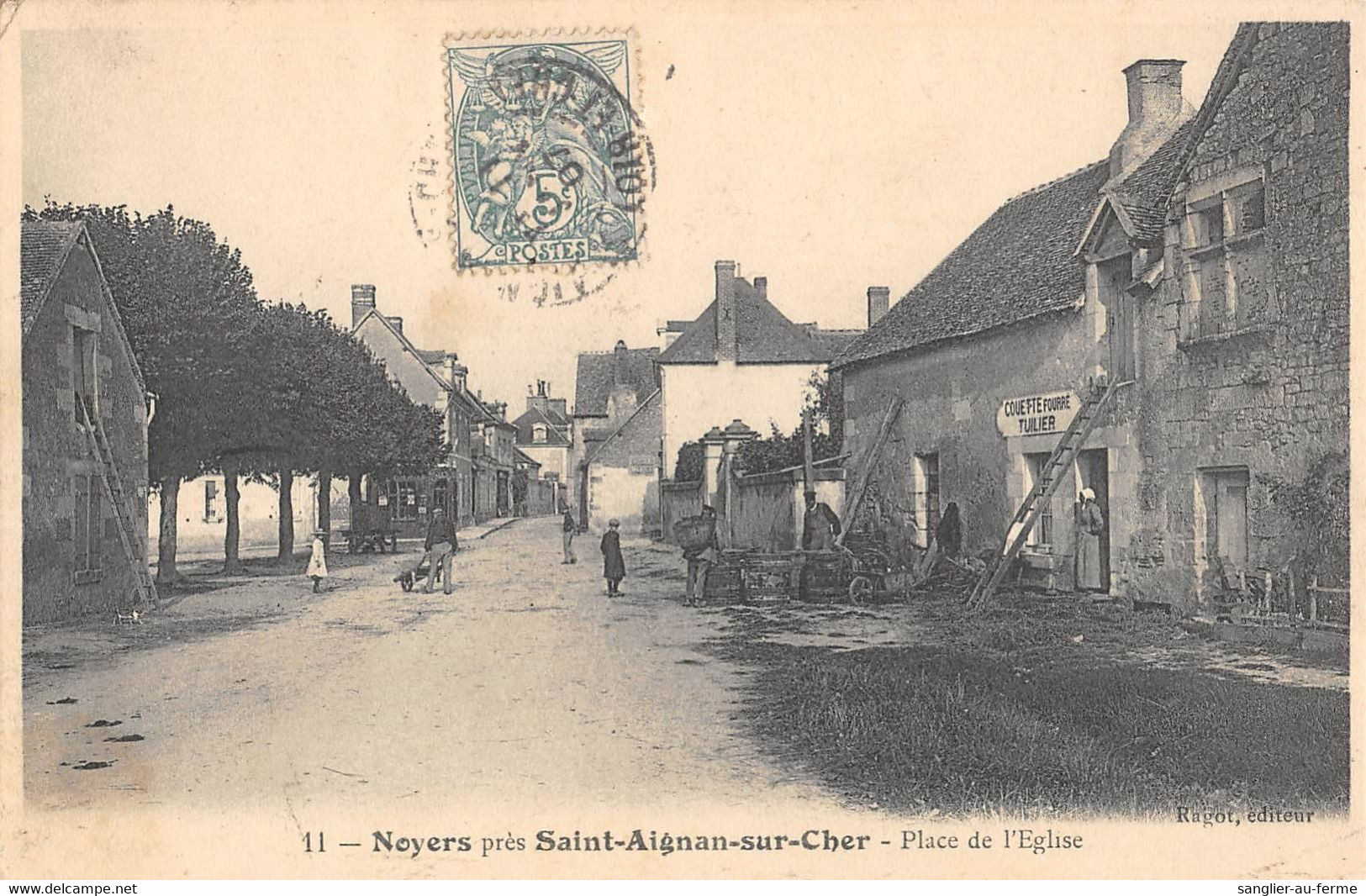 CPA 41 NOYERS PRES ST AIGNAN SUR CHER PLACE DE L'EGLISE - Andere & Zonder Classificatie