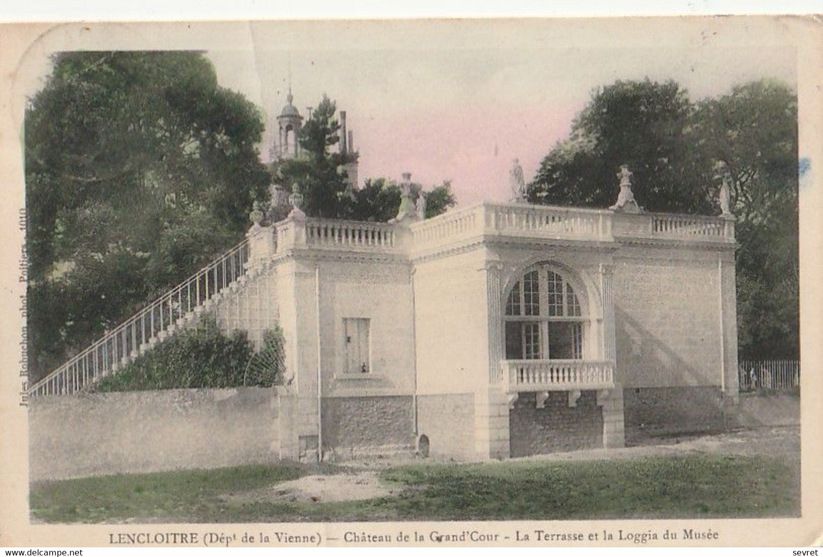 LENCLOITRE. - Château De La Grand'Cour - La Terrasse Et La Loggia Du Musée - Lencloitre