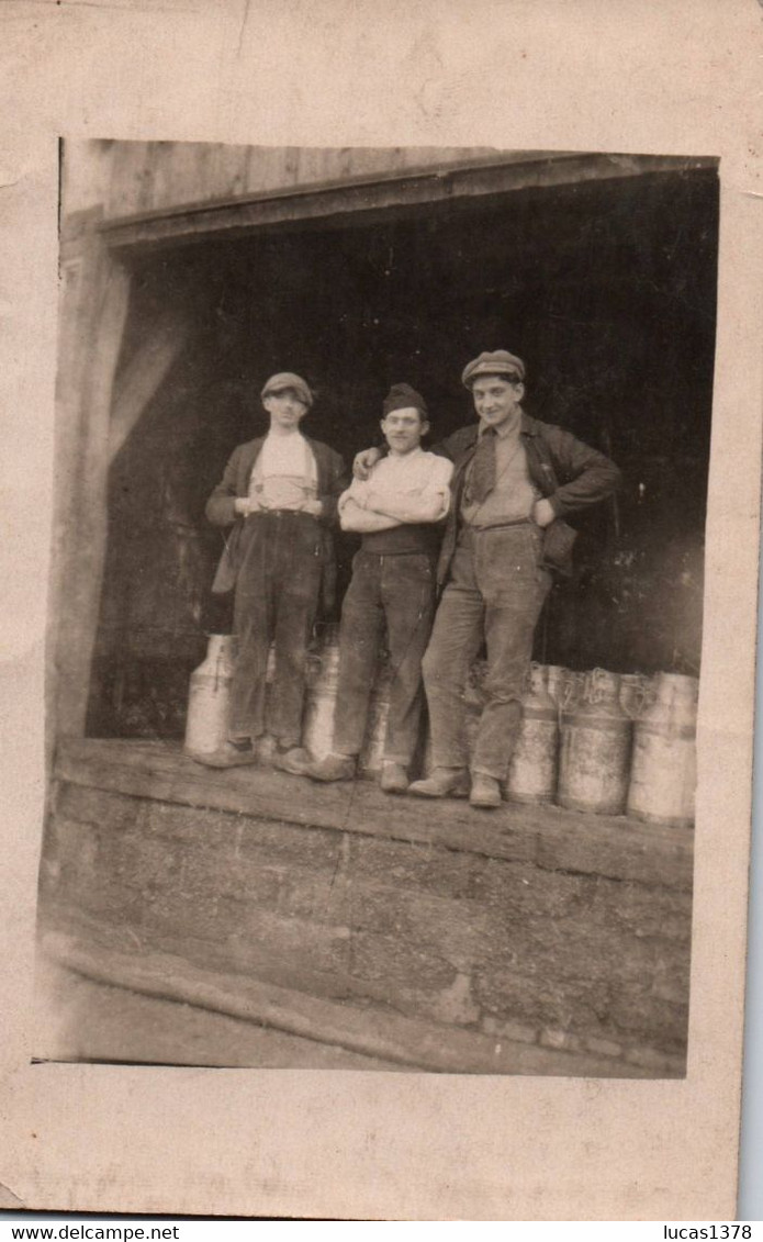 TRES JOLIE CARTE PHOTO PORTEURS DE LAIT - Vendedores Ambulantes