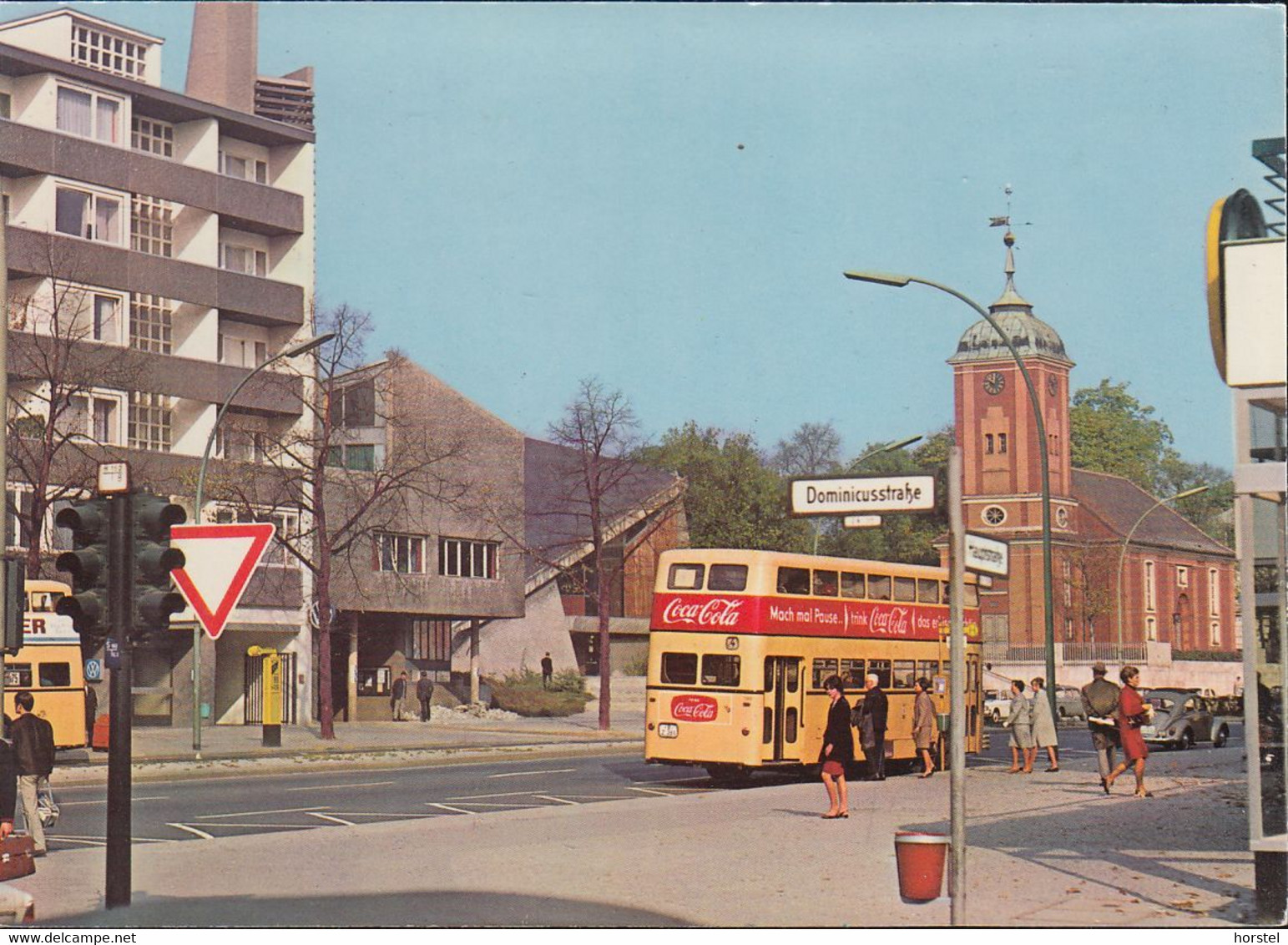 D-10827 Berlin - Hauptstraße - Paul-Gerhardt-Kirche- Cars - Opel - VW Käfer - BVG Bus (1969) - Schöneberg