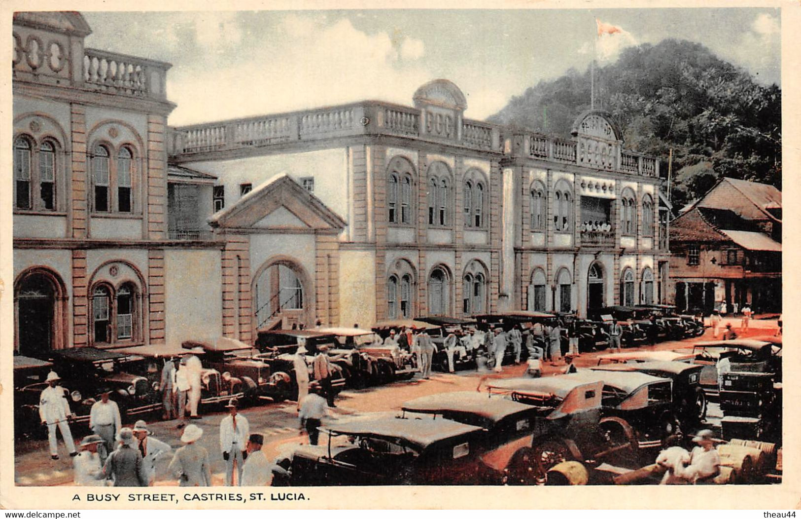 AMERIQUE   -   ANTILLES  -  SAINTE-LUCIE   -  A Busy Street, Castries - St. Lucia