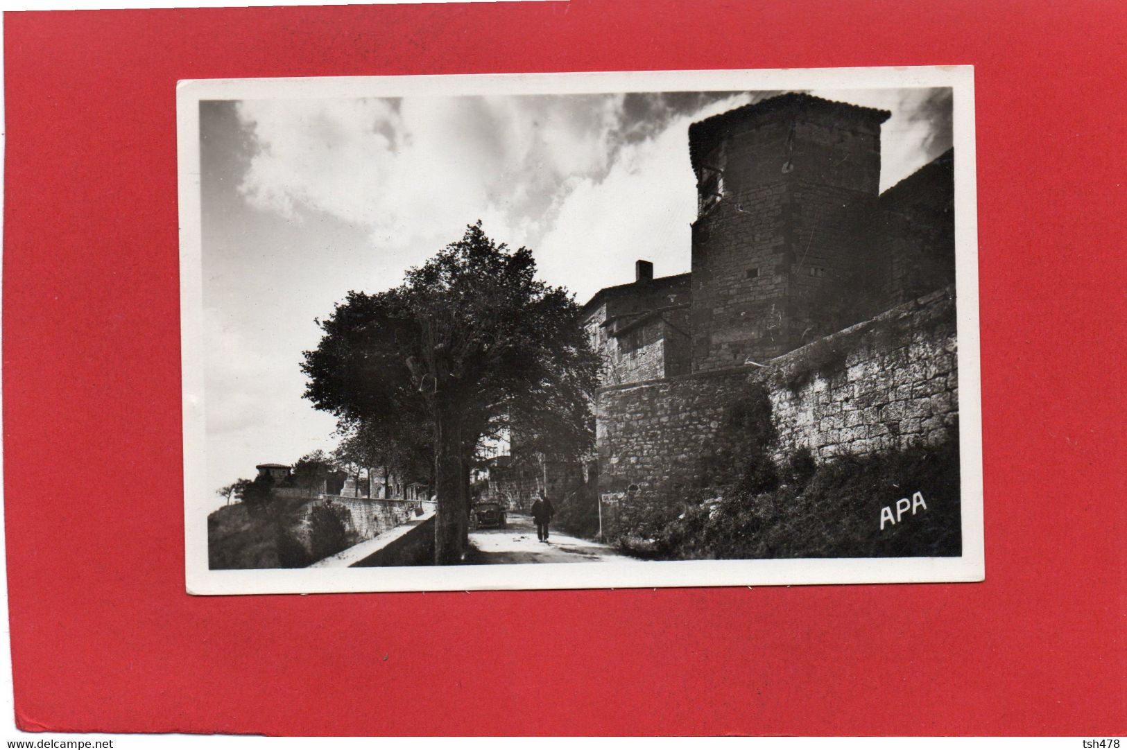 81----CASTELNAU DE MONTMIRAL--les Remparts--route De Gaillac--état Moyen Voir 2 Scans - Castelnau De Montmirail