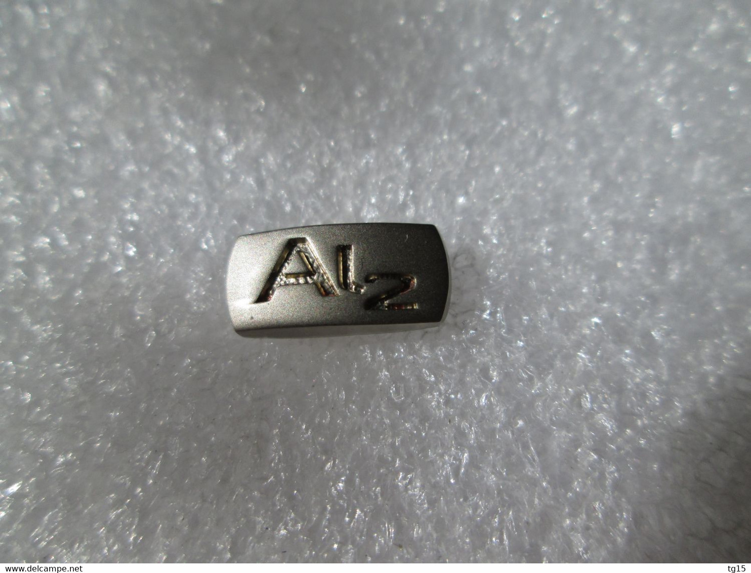 PIN'S    AUDI  A L 2 - Audi