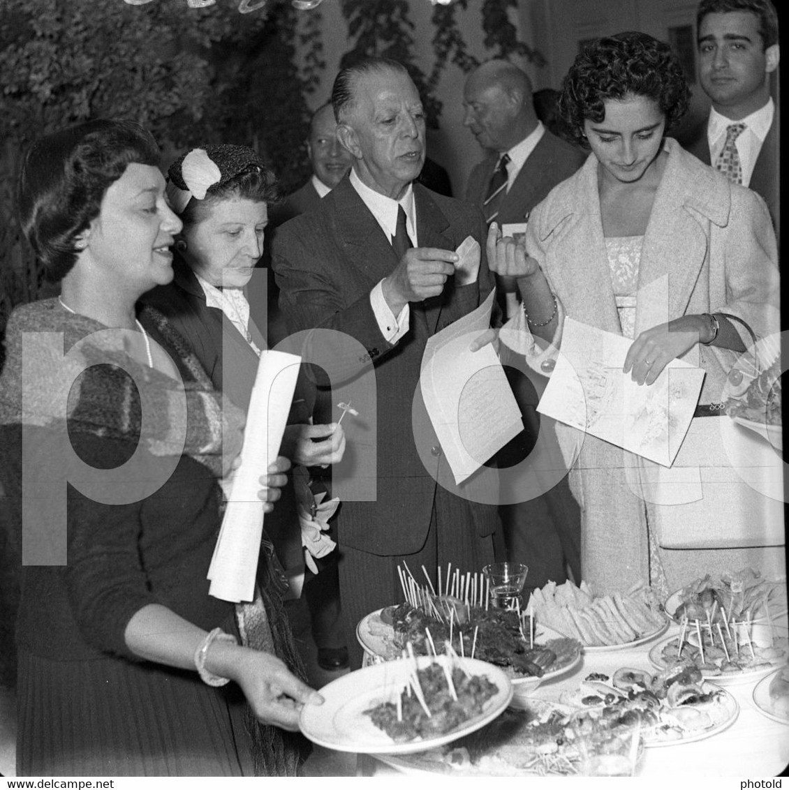 DEUTSCHE LUFTHANSA PARTY  OCTOBER 1957 LISBON PORTUGAL SET ORIGINAL 60mm NEGATIVE NOT PHOTO FOTO PLANE LCAS196