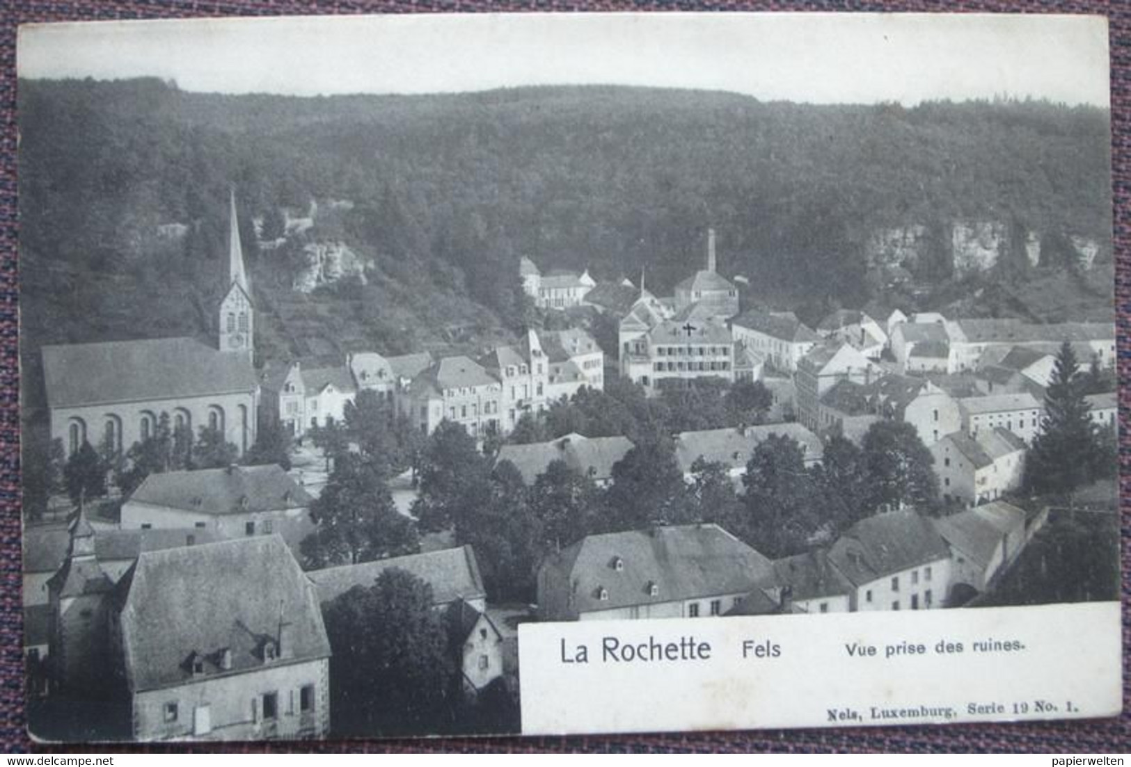 Fels / Larochette - Vue Prise Des Ruines - Larochette