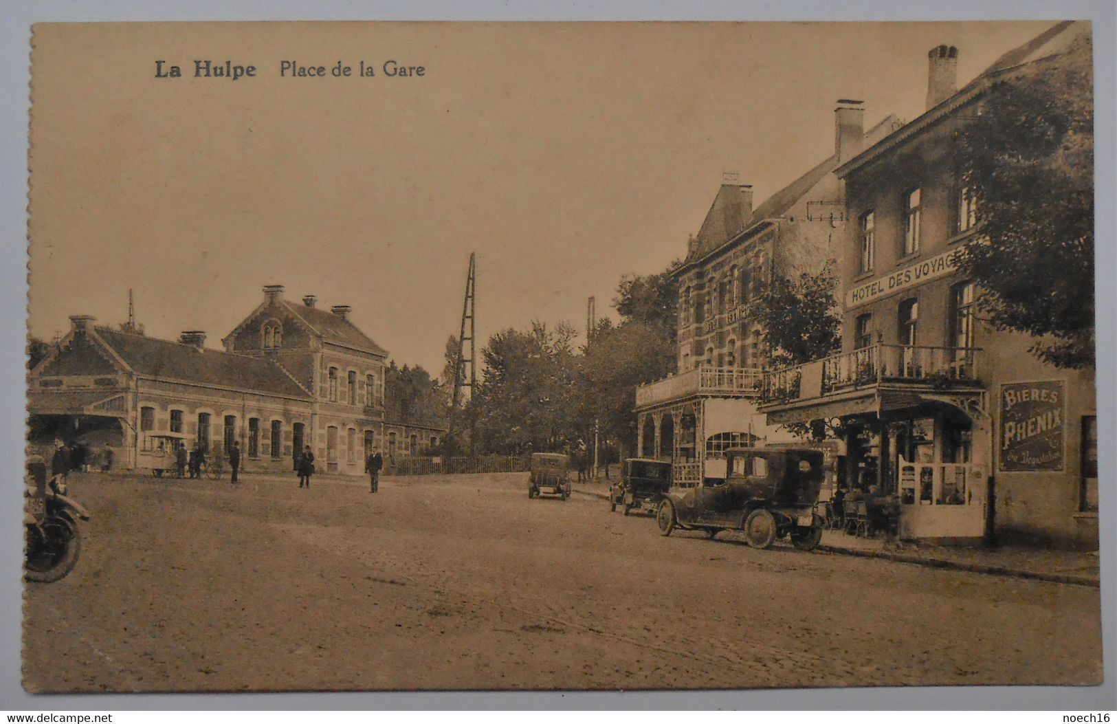 CPA 1928 La Hulpe - Place De La Gare - Hôtel Des Voyageurs - Publicité Bières Phénix - La Hulpe