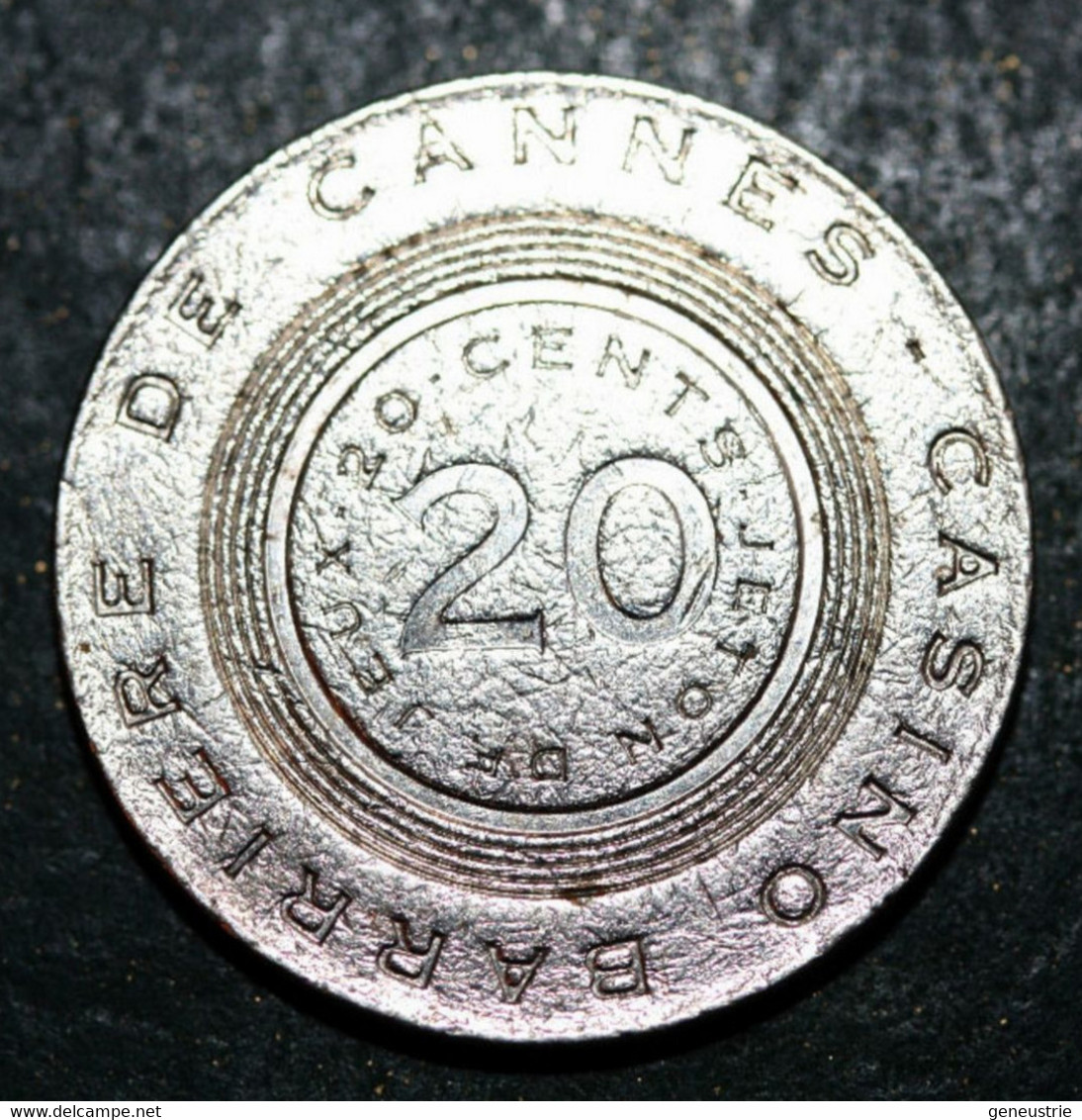 Jeton De 20 Euro Cents Du Casino Barrière De Cannes - French Chips Casino Token - Casino