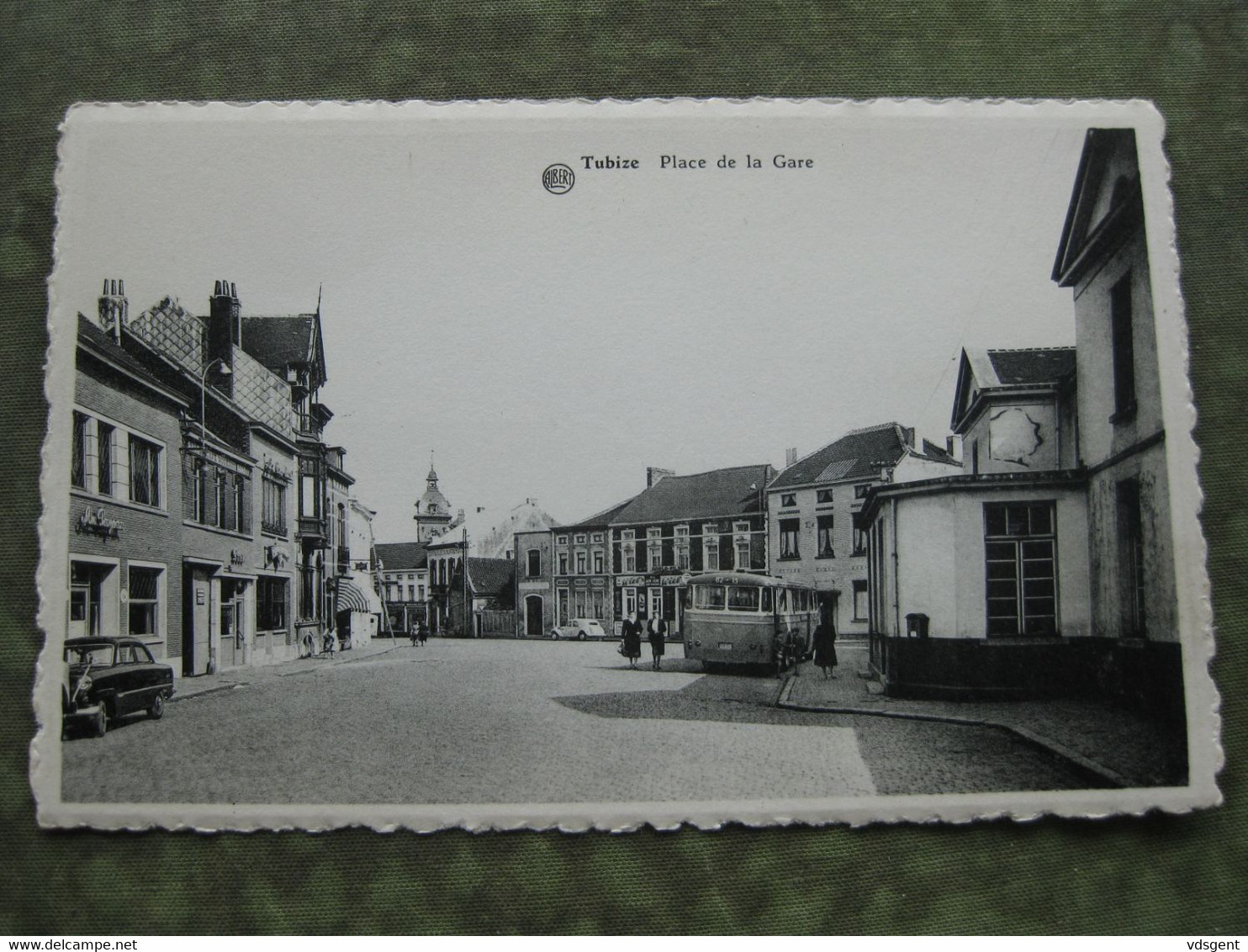 TUBIZE - PLACE DE LA GARE ( Bus ) - Tubize