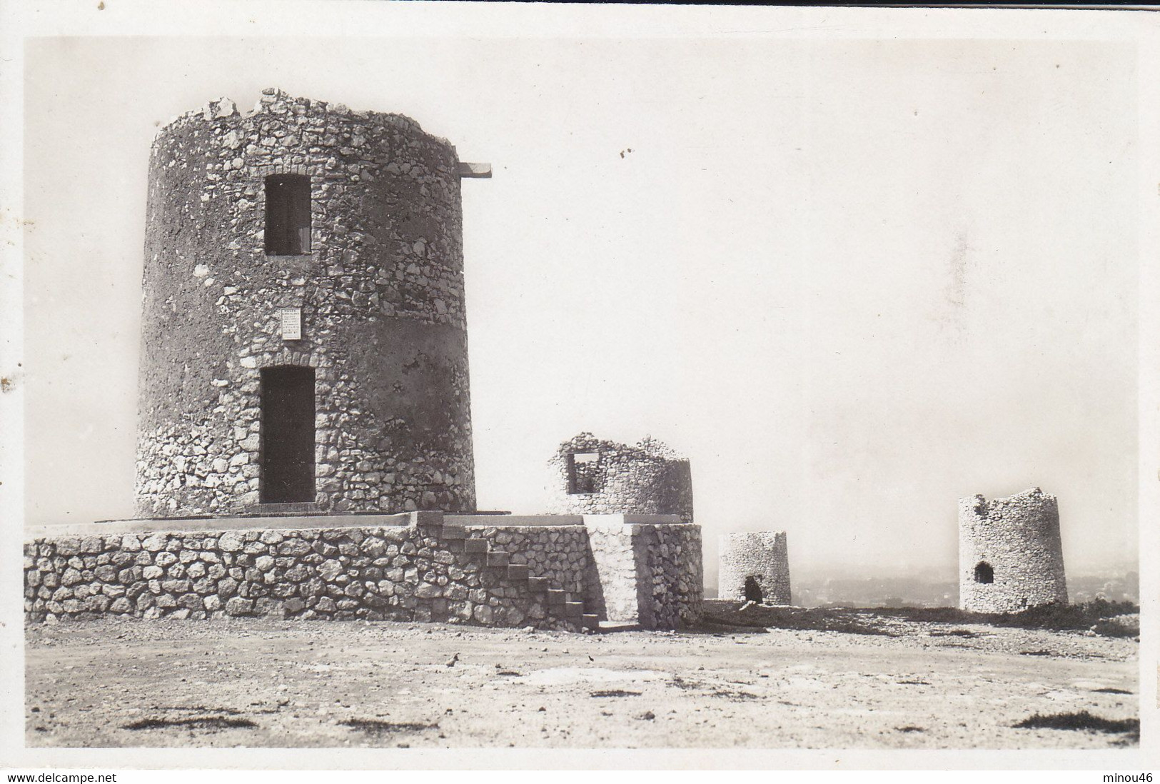 ALLAUCH : CPA GLACEE DE 1943 NON TROUVEE AVEC CETTE VUE DES VIEUX MOULINS..MUSEE DU VIEL ALLAUCH.N.CIRCULEE. T.B.ETAT - Allauch