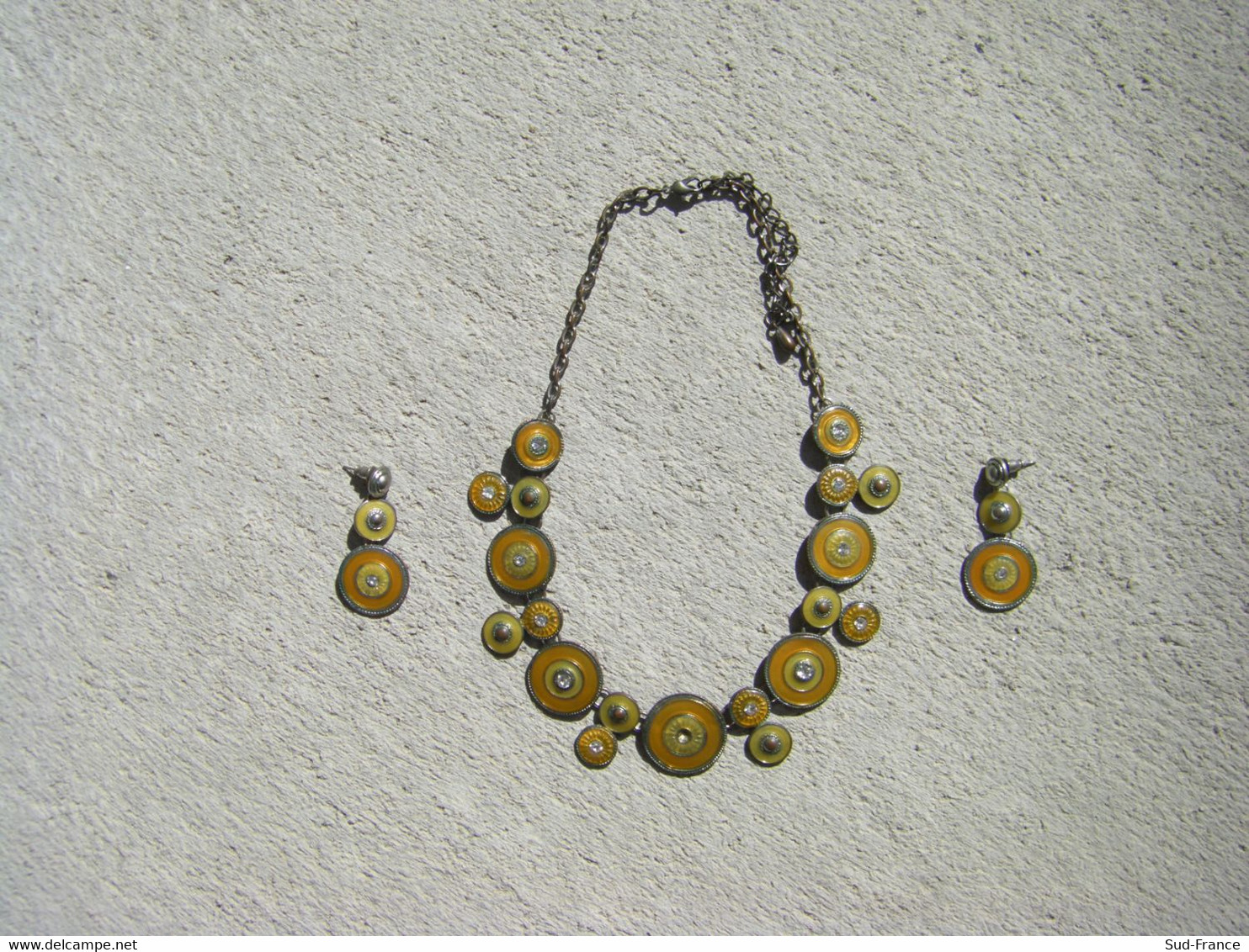 Collier Avec Une Paire De Boucles D'oreilles Assorties Vintage - Necklaces/Chains