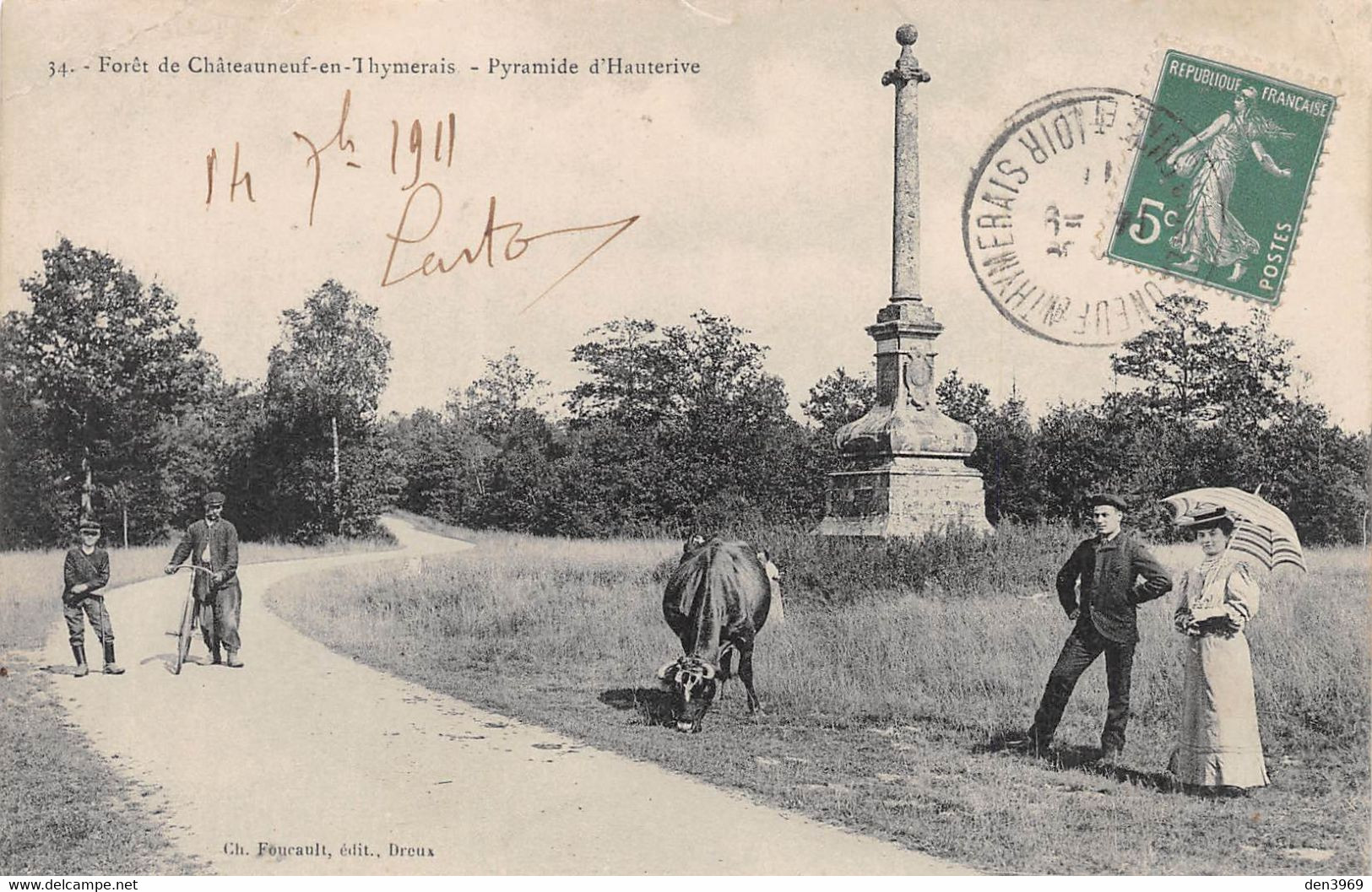 Forêt De CHÂTEAUNEUF-en-THYMERAIS (Eure-et-Loir) - Pyramide D'Hauterive - Vache - Châteauneuf