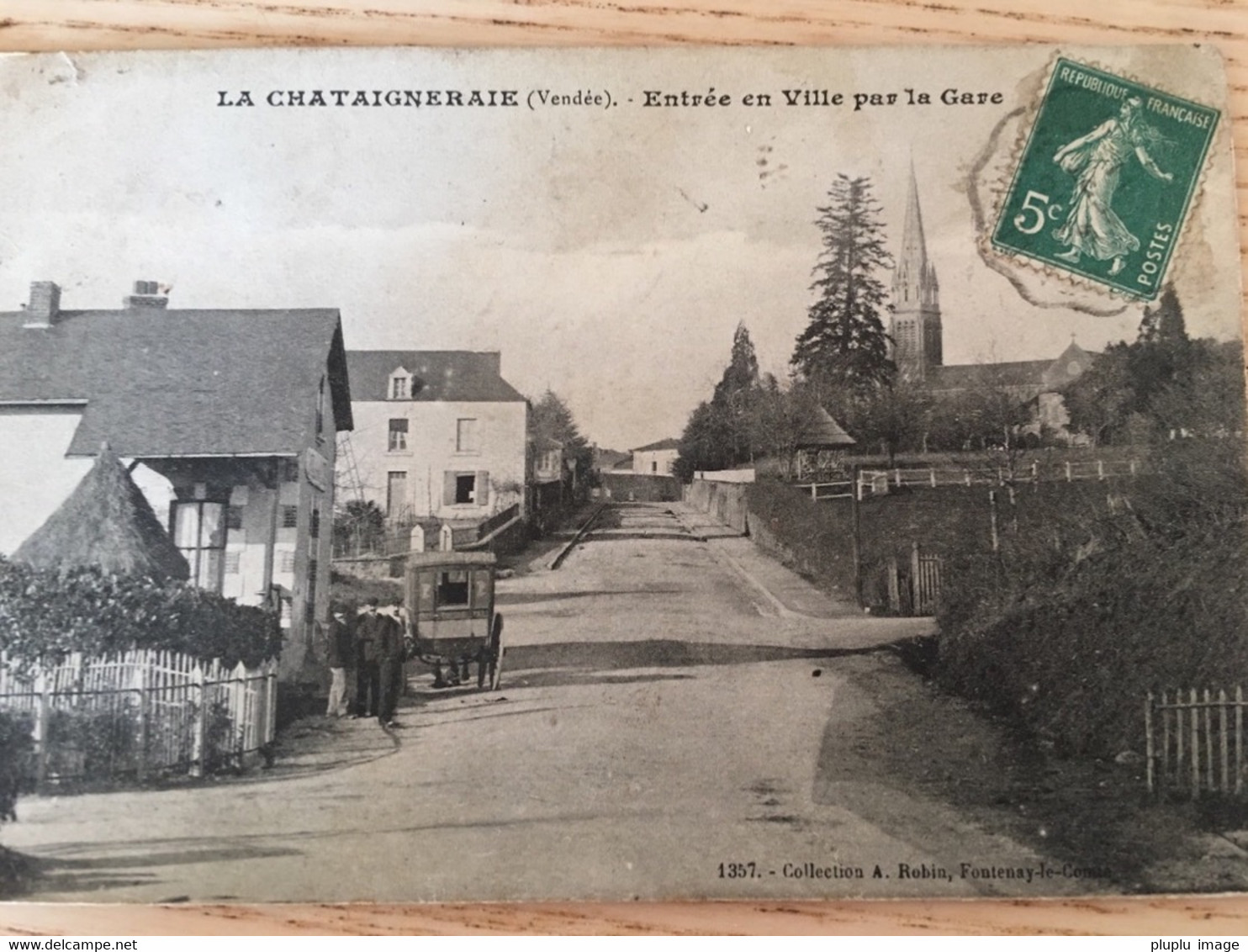 LA CHÂTAIGNERAIE Entrée En Ville Par La Gare - La Chataigneraie