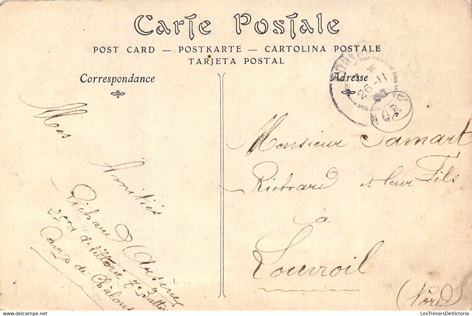 CPA Mourmelon Le Grand - La Place D'armes Et L'eglise - Carte Envoyée Par Un Soldat Du Camp De Chalons En 1918 - Mourmelon Le Grand