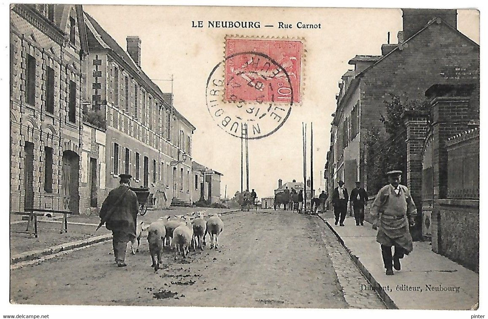 LE NEUBOURG - Rue Carnot - Le Neubourg