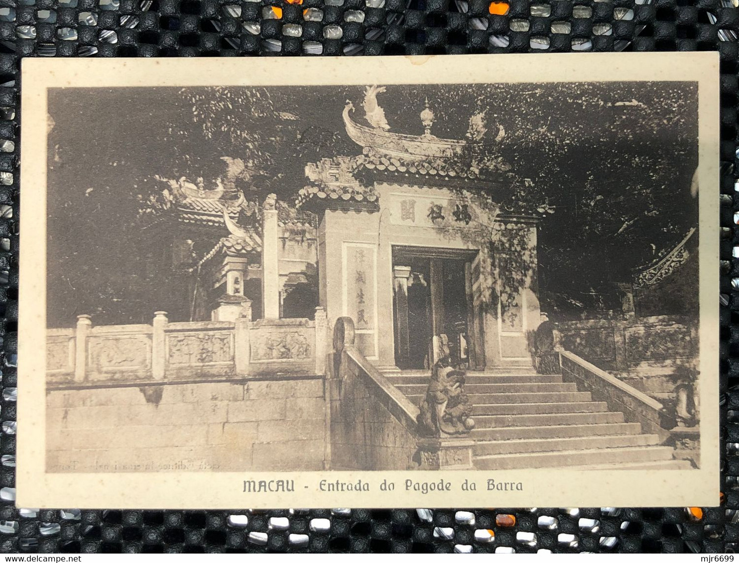 MACAU 1900'S PICTURE POST CARD WITH VIEW OF THE BARRA TEMPLE / OR AH MA TEMPLE (EARLY DAYS VIEW) - Macau