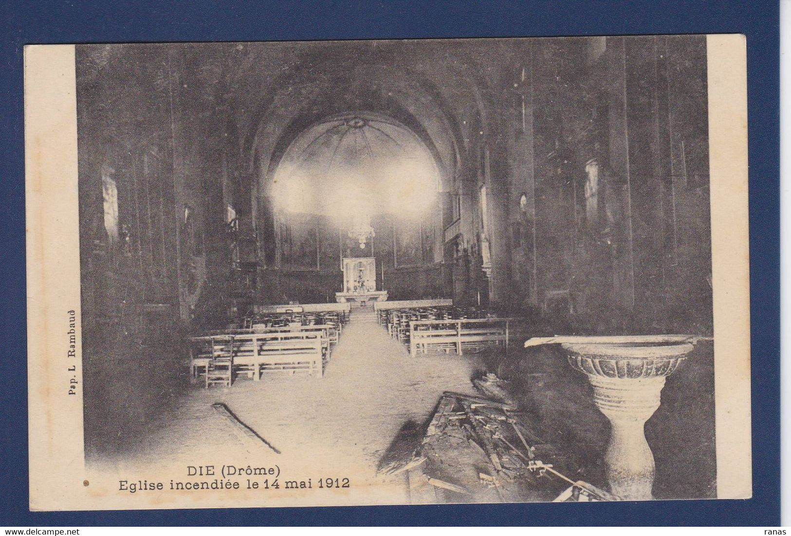 CPA [26] Drôme > Die L'église Incendiée 1912 écrite - Die