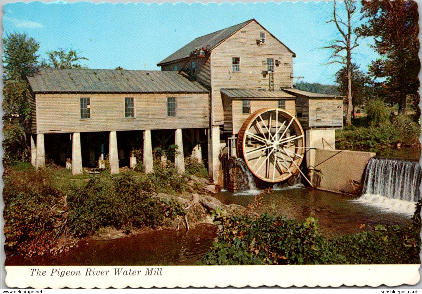 Tennessee Pigeon Forge The Pigeon River Water Mill - Smokey Mountains