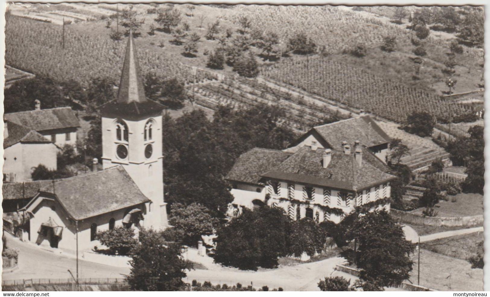 Suisse :  Vue   Aérienne  église  Et Cure De  CRISSIER - Crissier