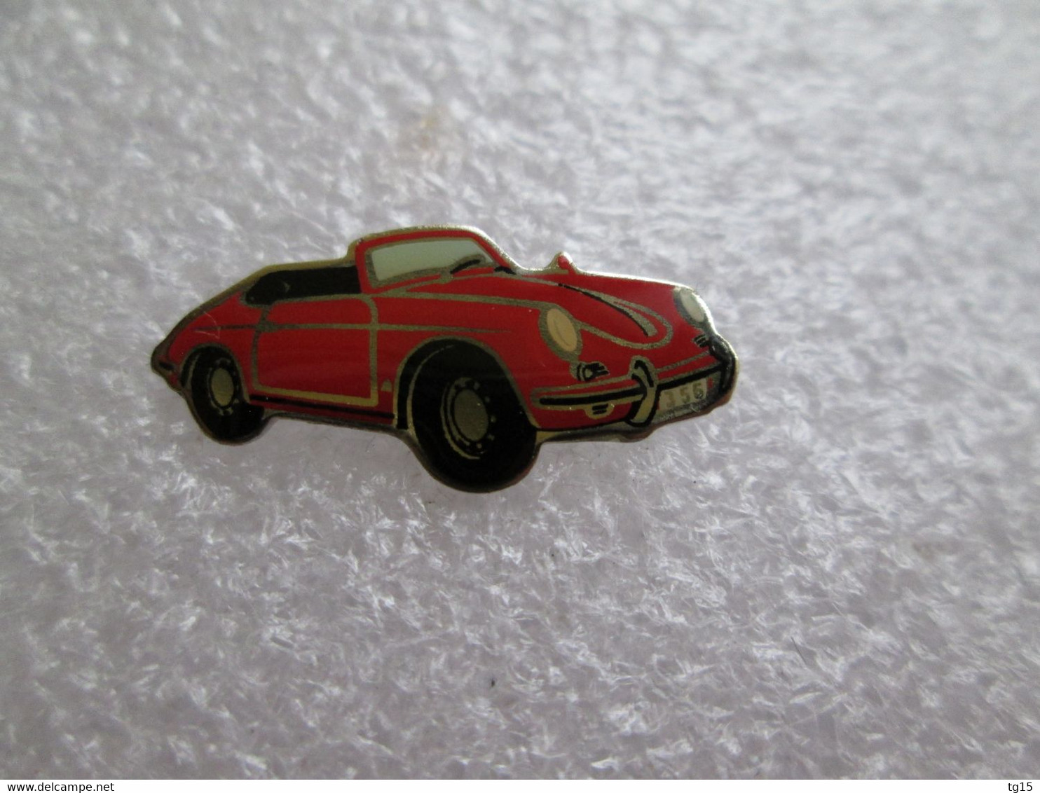 PIN'S    PORSCHE  356    23X11mm - Porsche